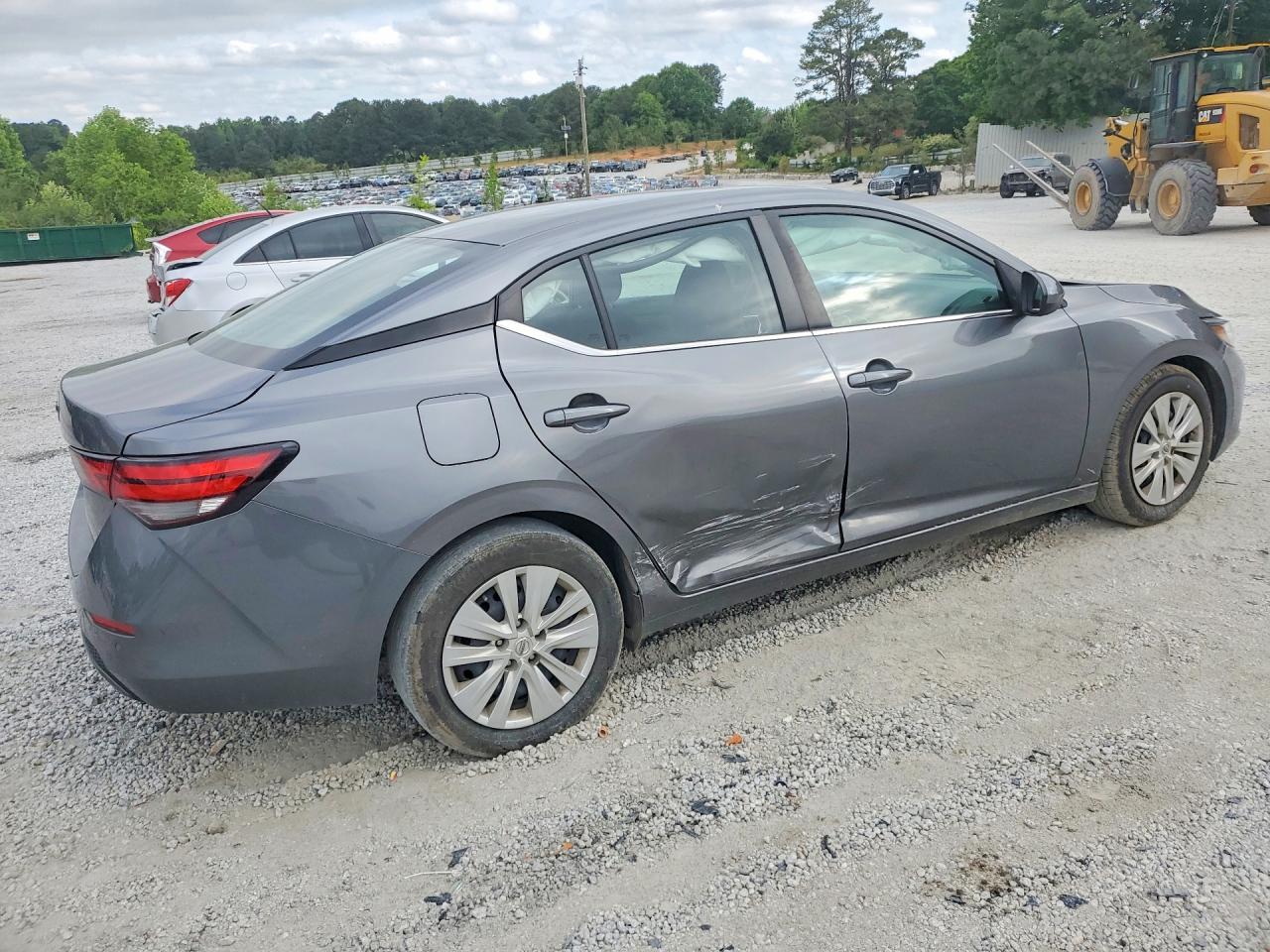 2022 NISSAN SENTRA S photo 5