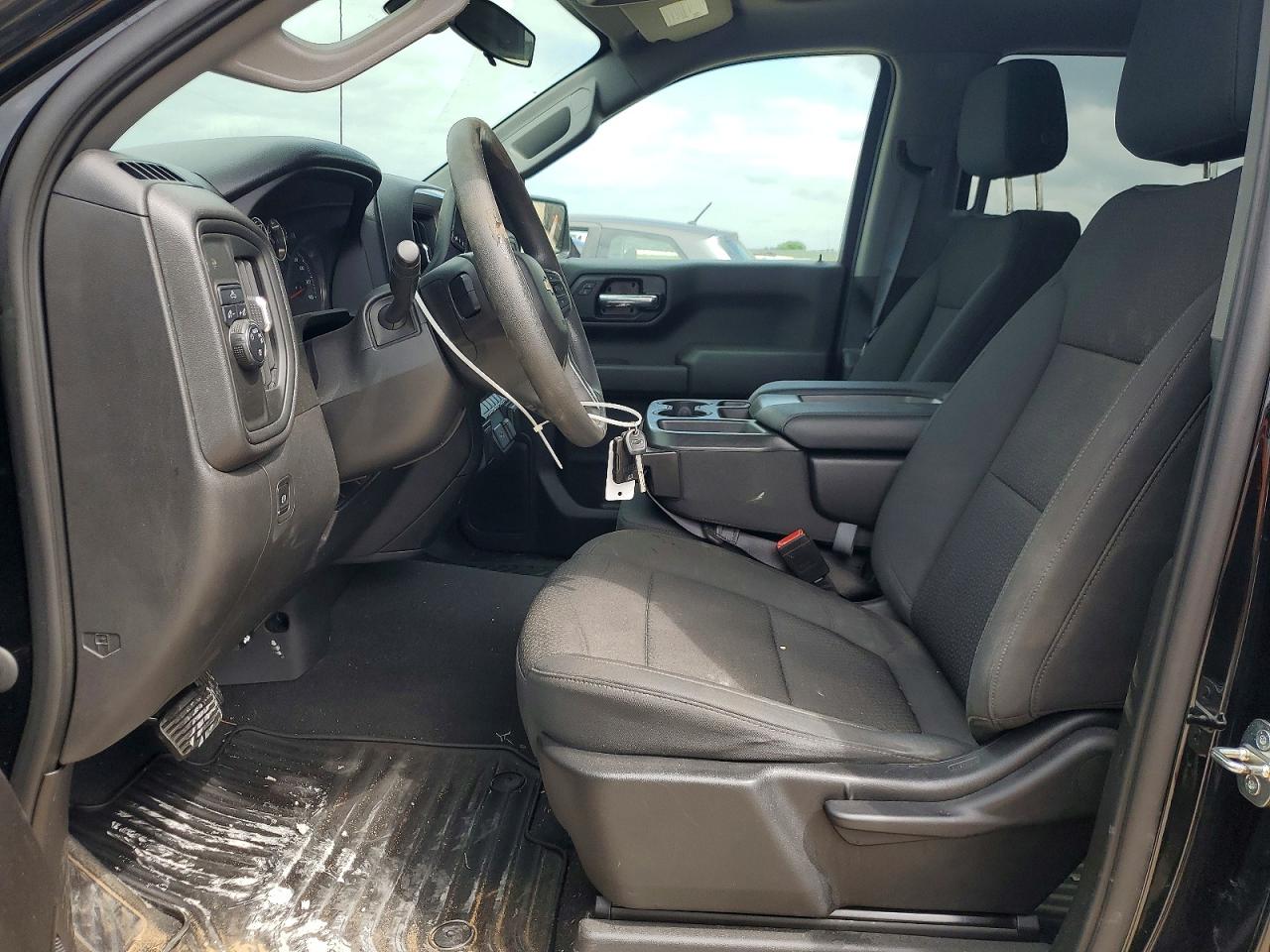 2021 CHEVROLET SILVERADO C1500 CUSTOM photo 13