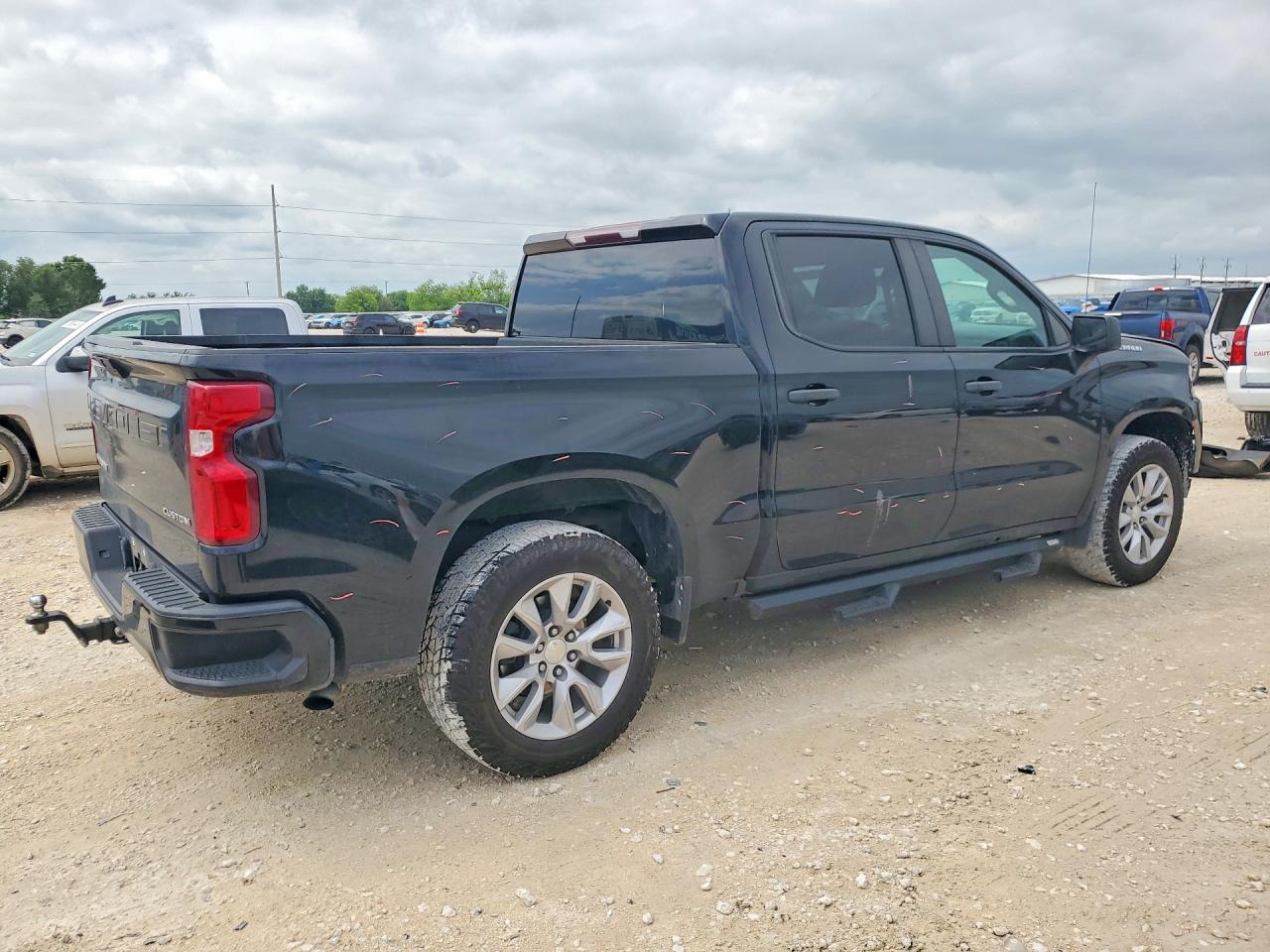 2021 CHEVROLET SILVERADO C1500 CUSTOM photo 5