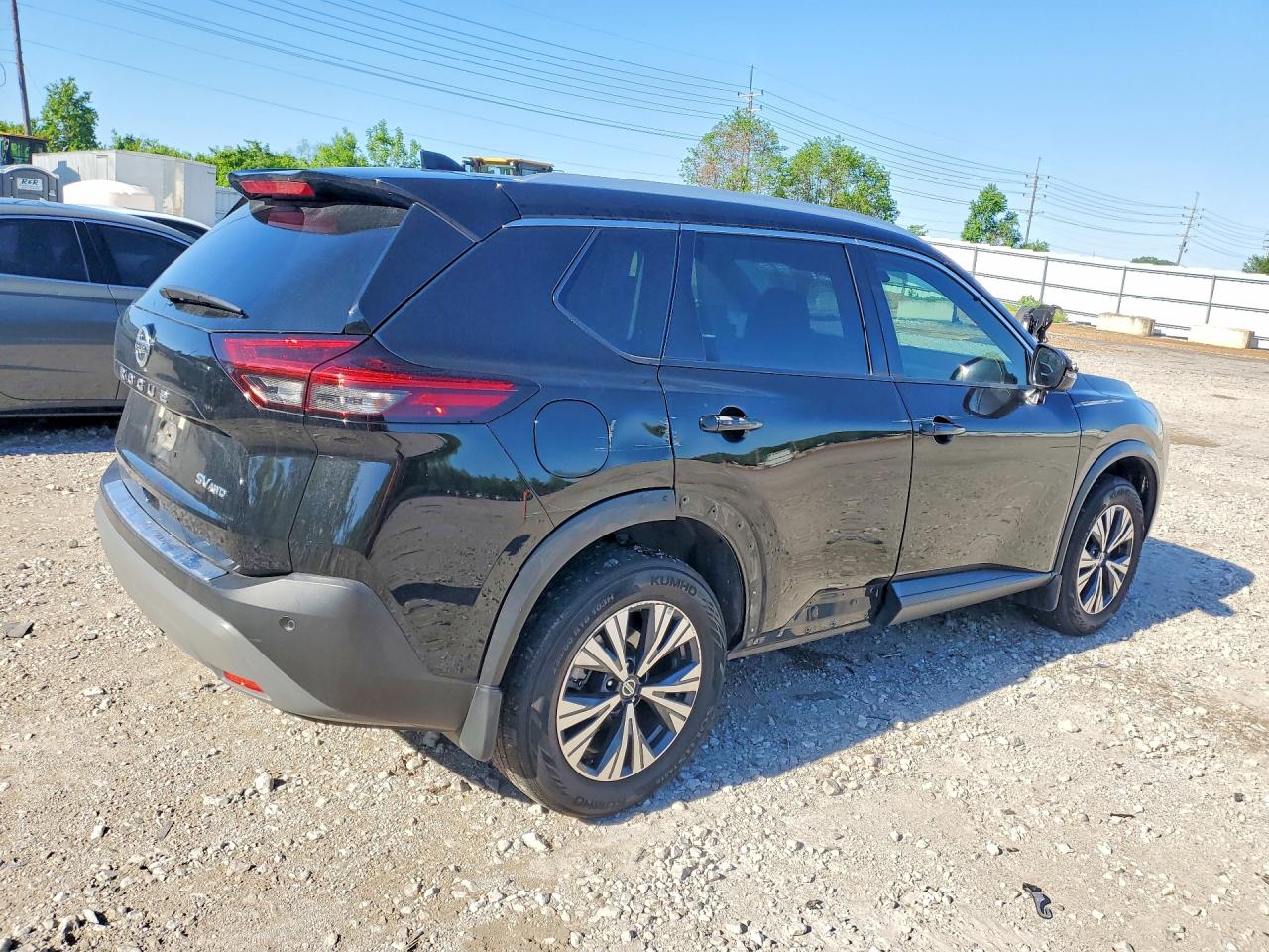 2021 NISSAN ROGUE SV photo 5