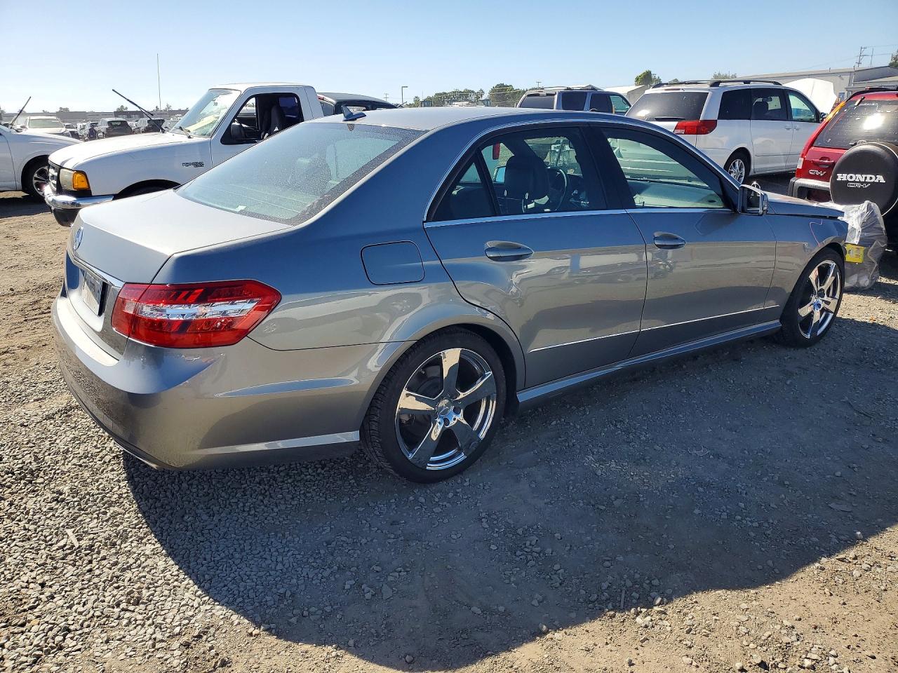 2010 MERCEDES-BENZ E 350 photo 3