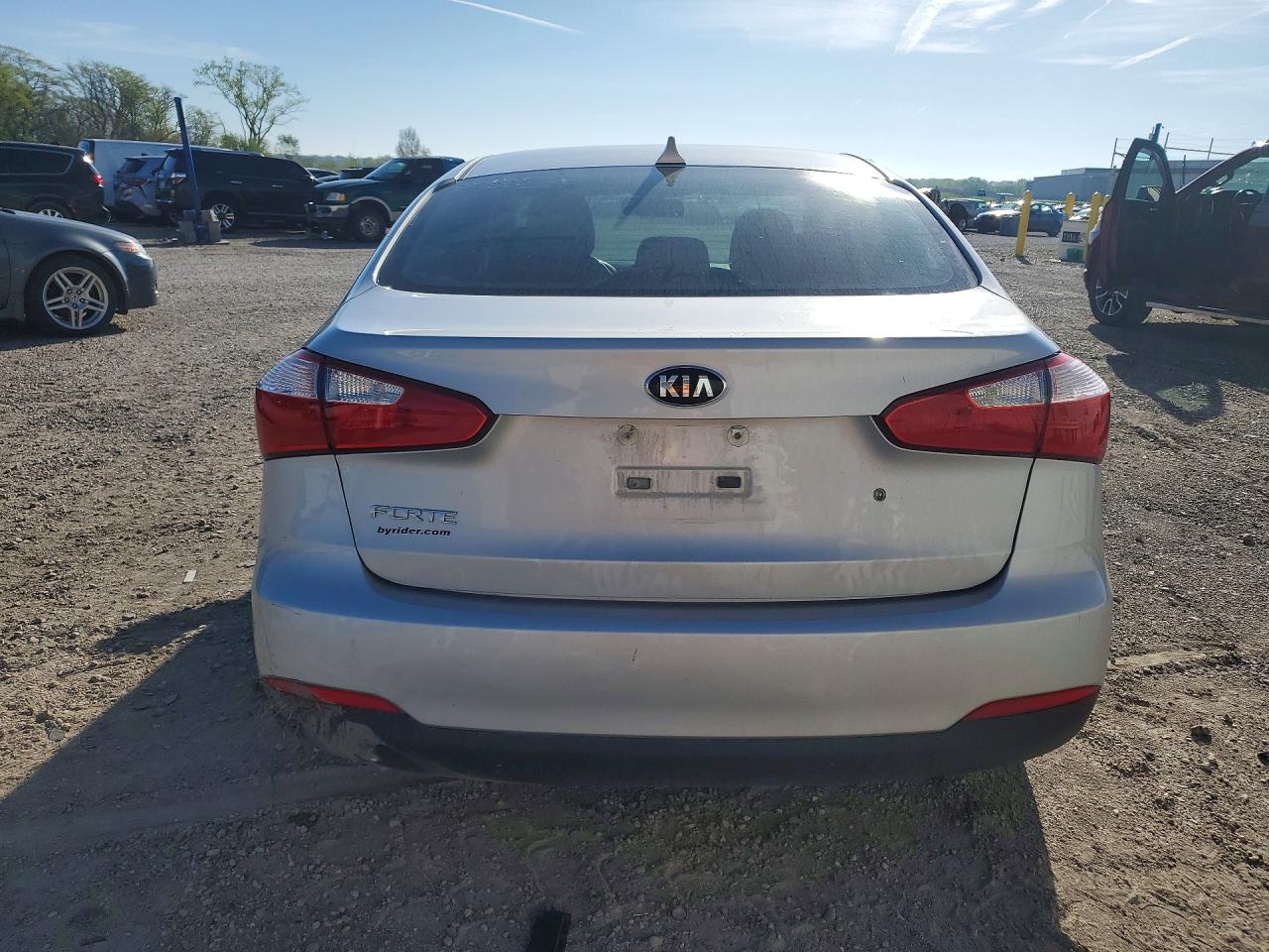 2015 KIA FORTE LX photo 11