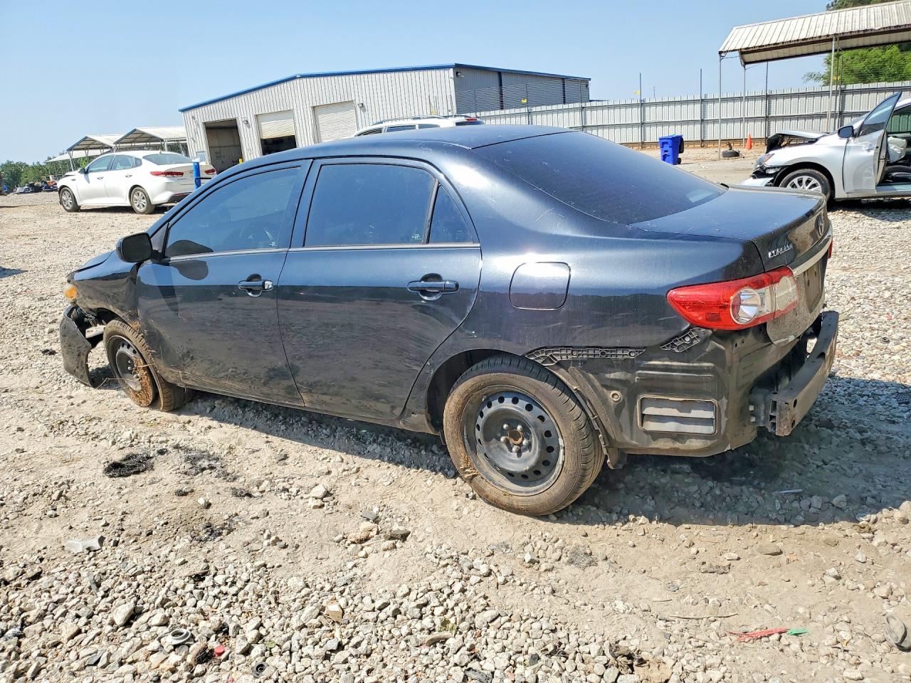 2012 TOYOTA COROLLA LE photo 3