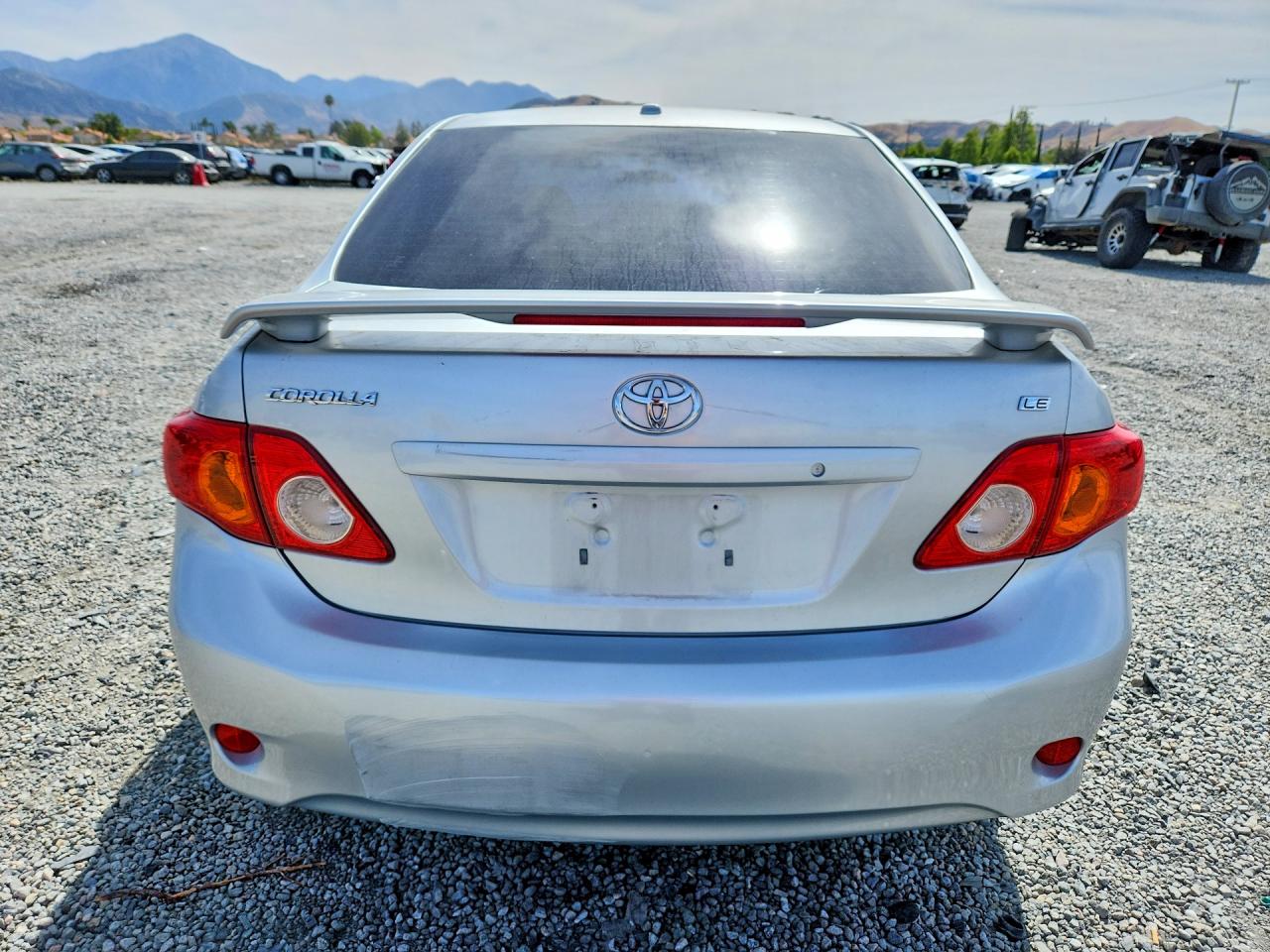 2010 TOYOTA COROLLA photo 16