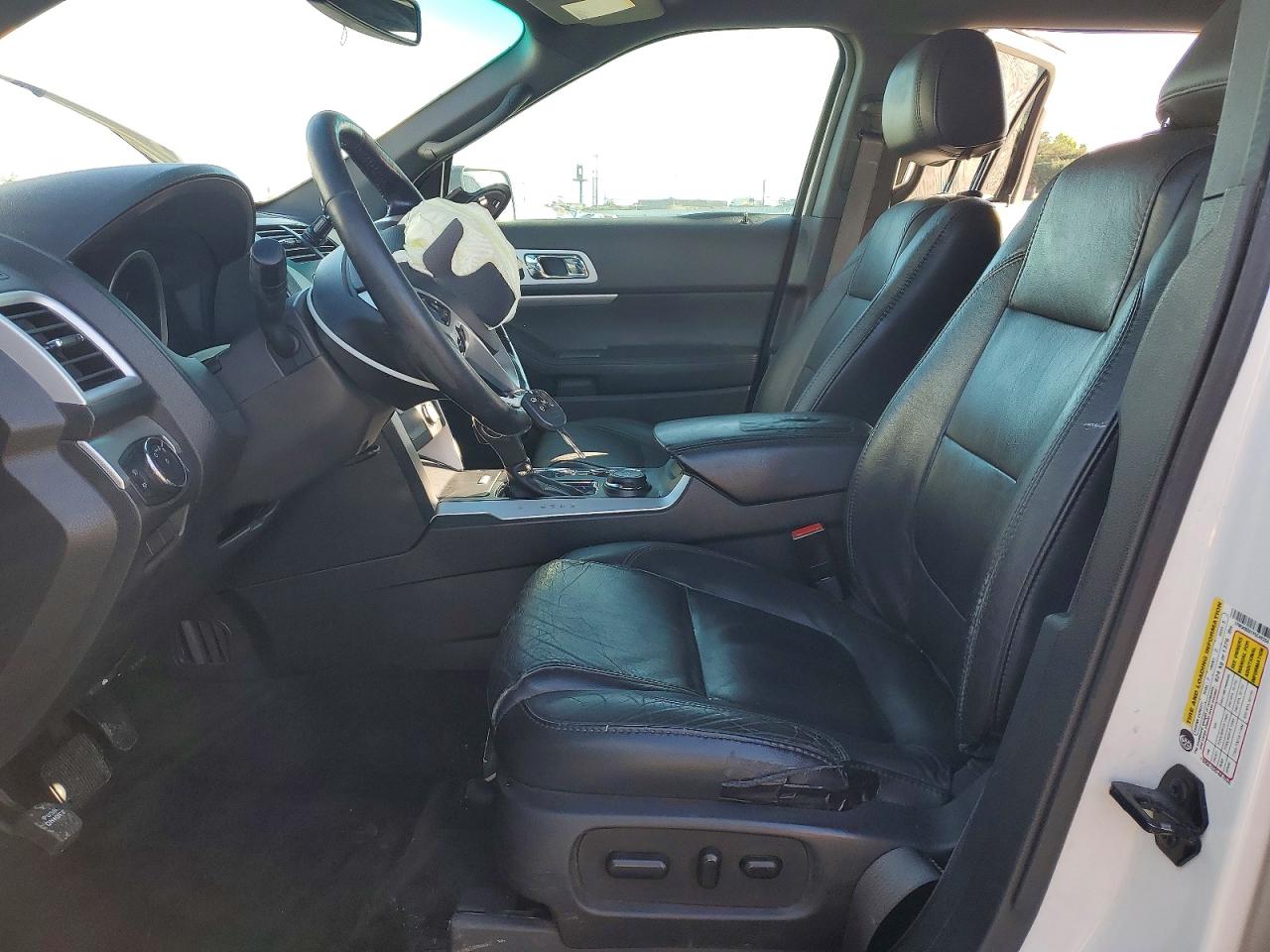 2015 FORD EXPLORER XLT photo 19