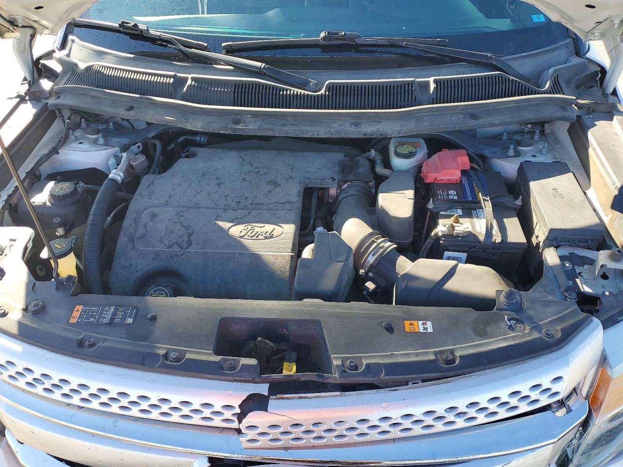 2015 FORD EXPLORER XLT photo 34