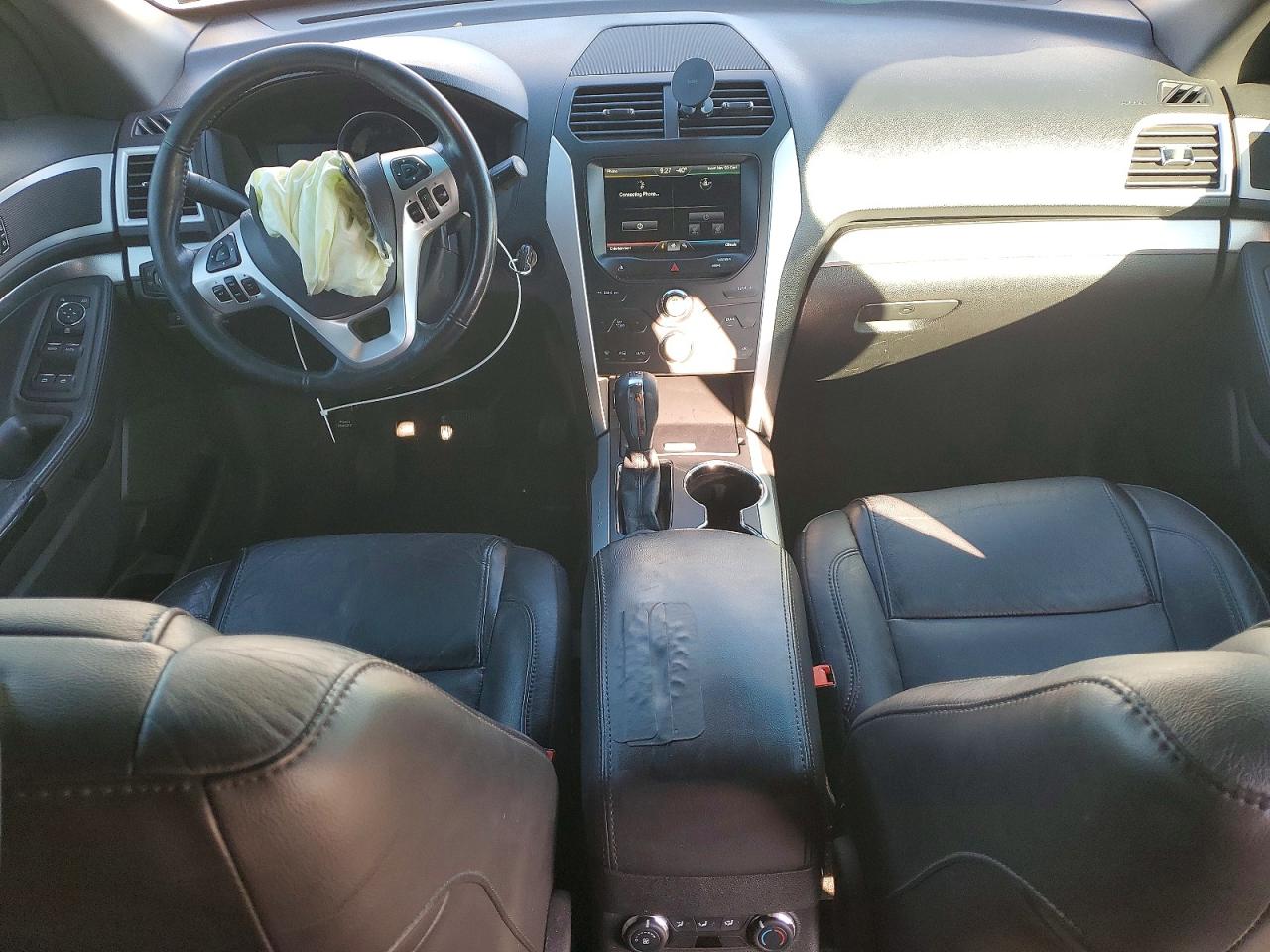 2015 FORD EXPLORER XLT photo 22