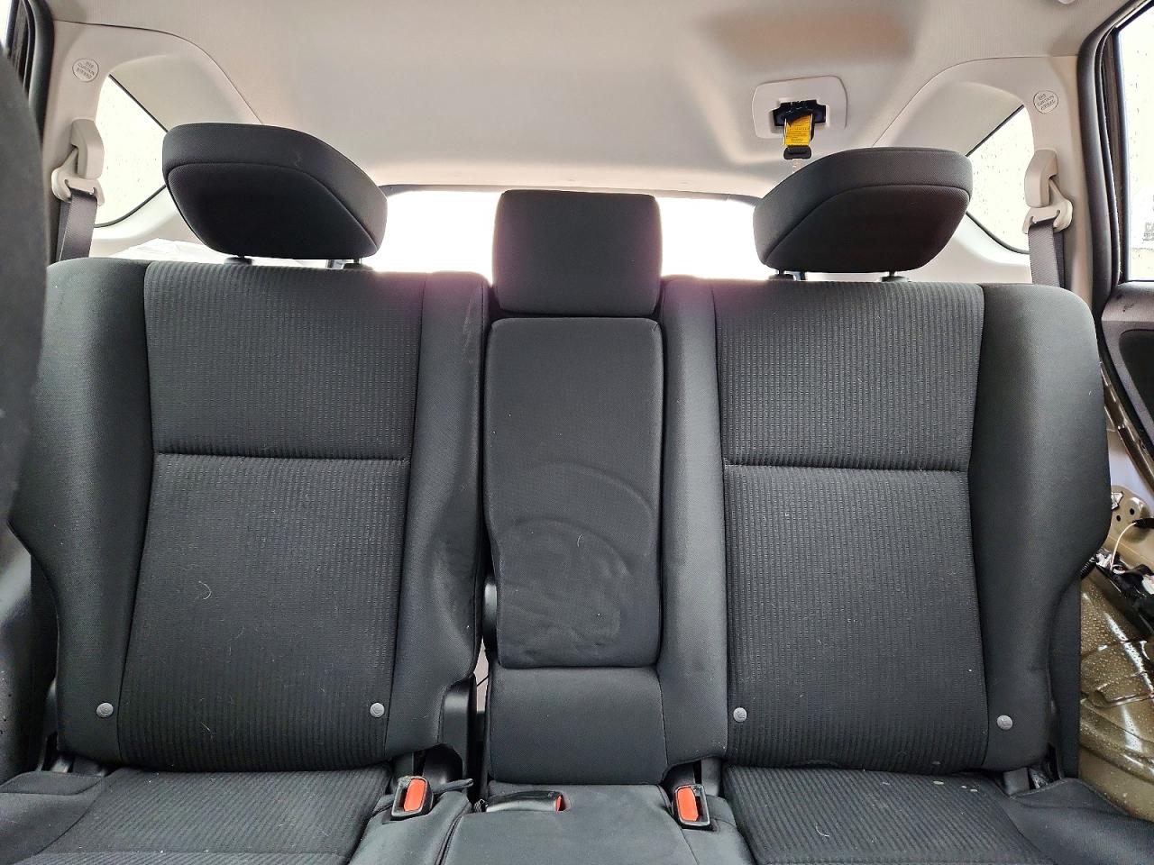 2016 TOYOTA RAV4 LE photo 28