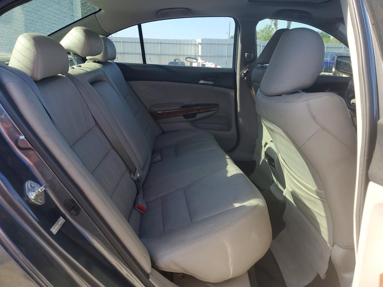 2011 HONDA ACCORD EXL photo 28