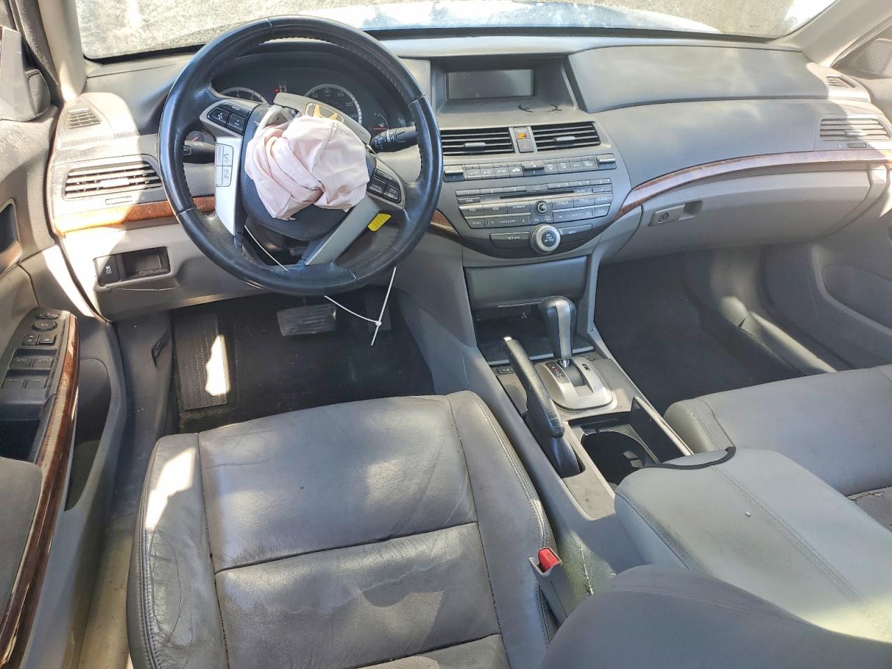 2011 HONDA ACCORD EXL photo 22
