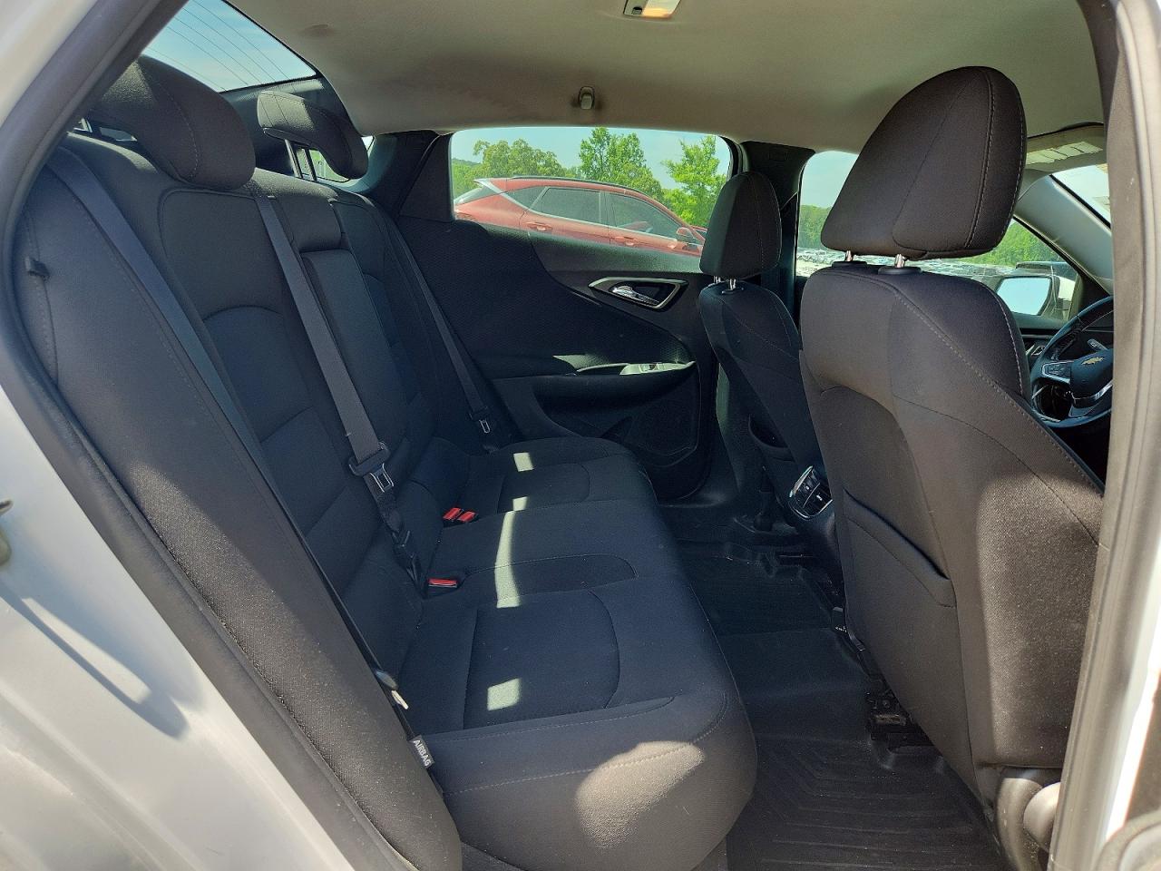 2018 CHEVROLET MALIBU LT photo 28