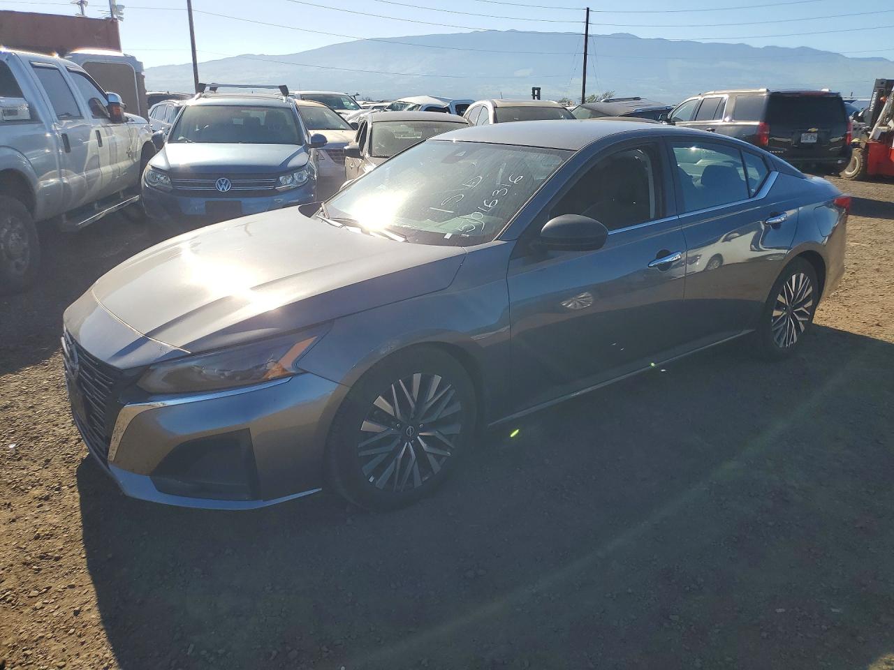 2025 NISSAN ALTIMA