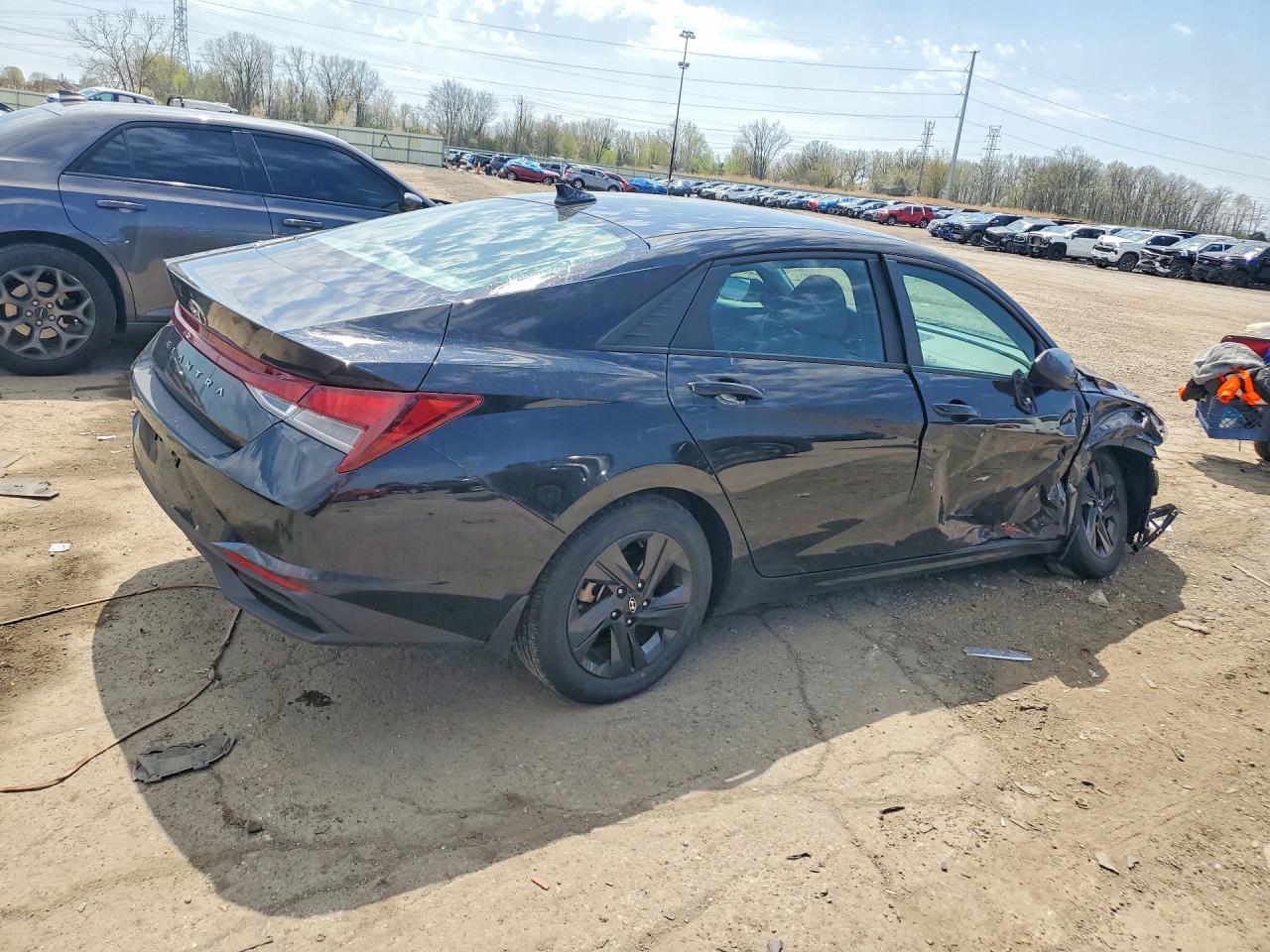 2023 HYUNDAI ELANTRA SEL photo 7