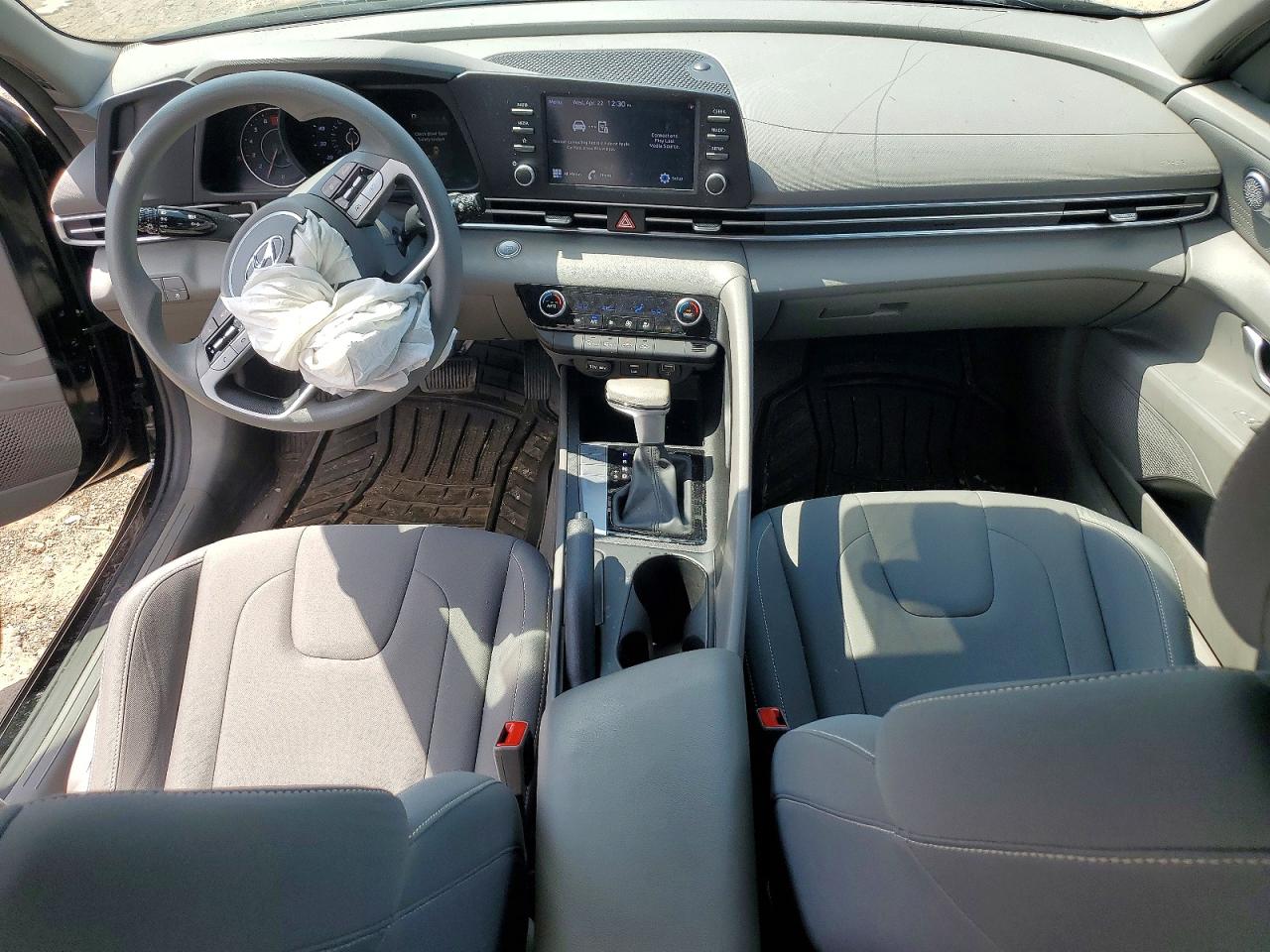 2023 HYUNDAI ELANTRA SEL photo 22