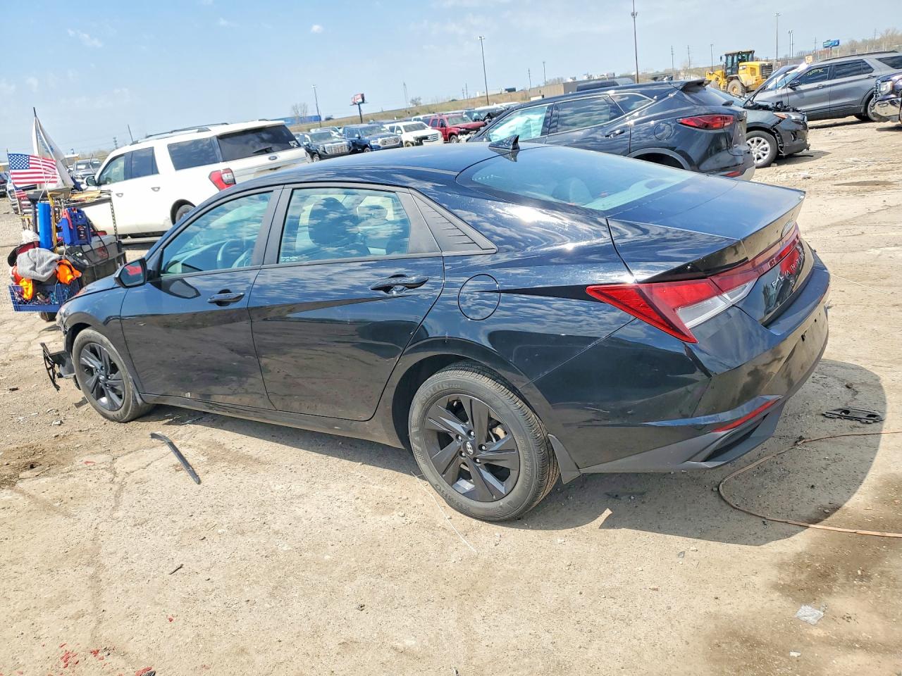 2023 HYUNDAI ELANTRA SEL photo 4
