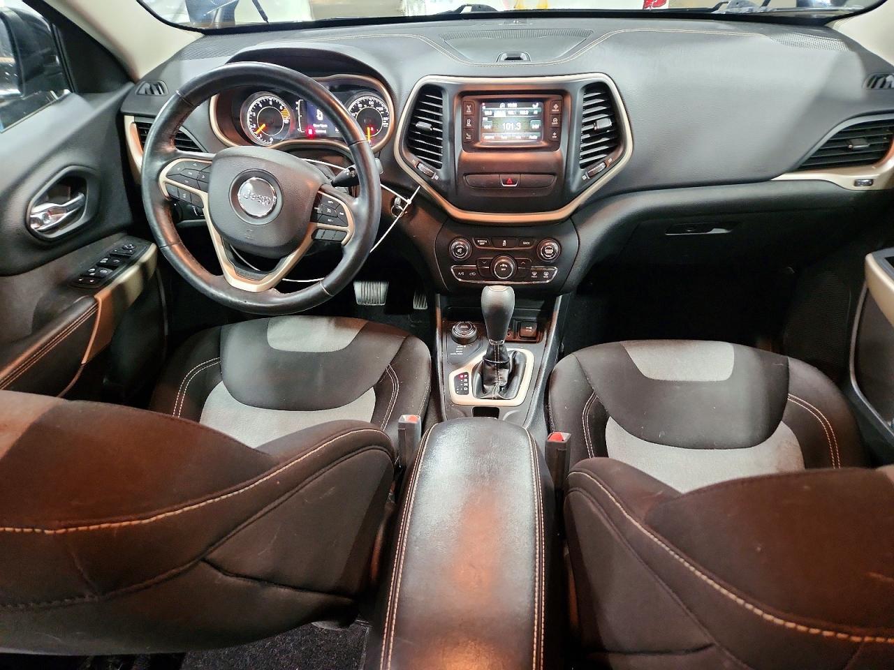 2018 JEEP CHEROKEE LATITUDE photo 15