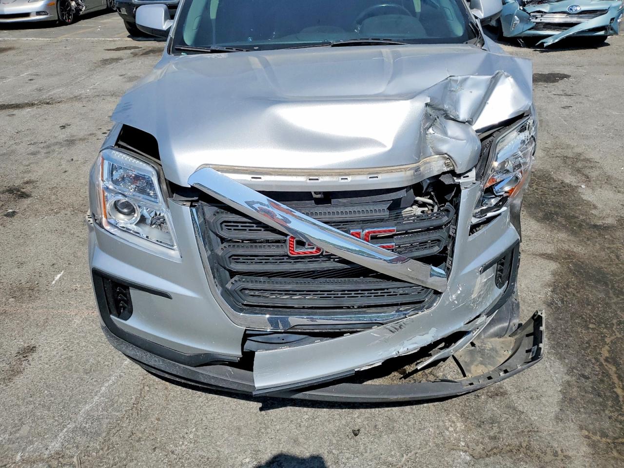 2017 GMC TERRAIN SLE photo 23