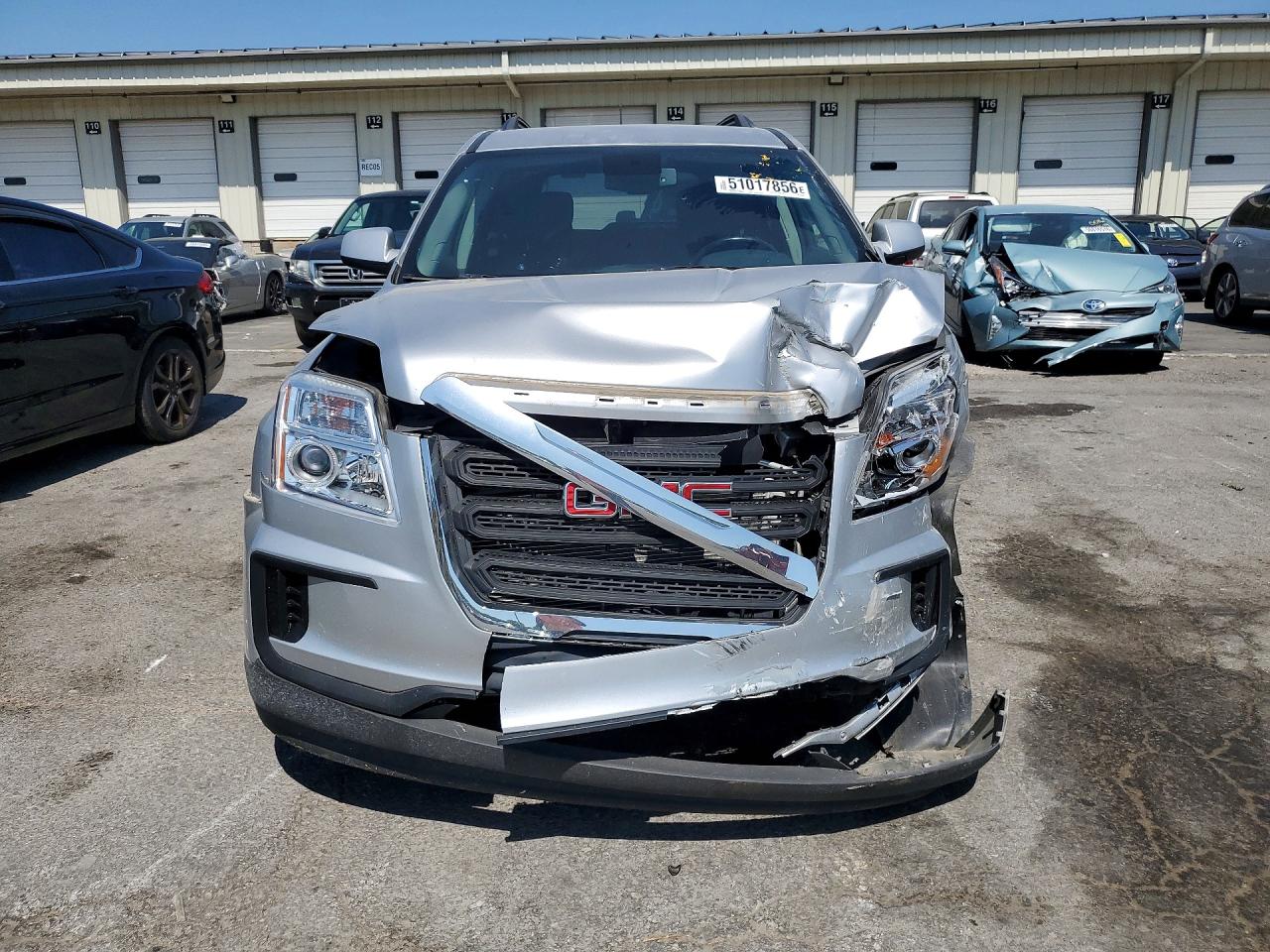 2017 GMC TERRAIN SLE photo 9