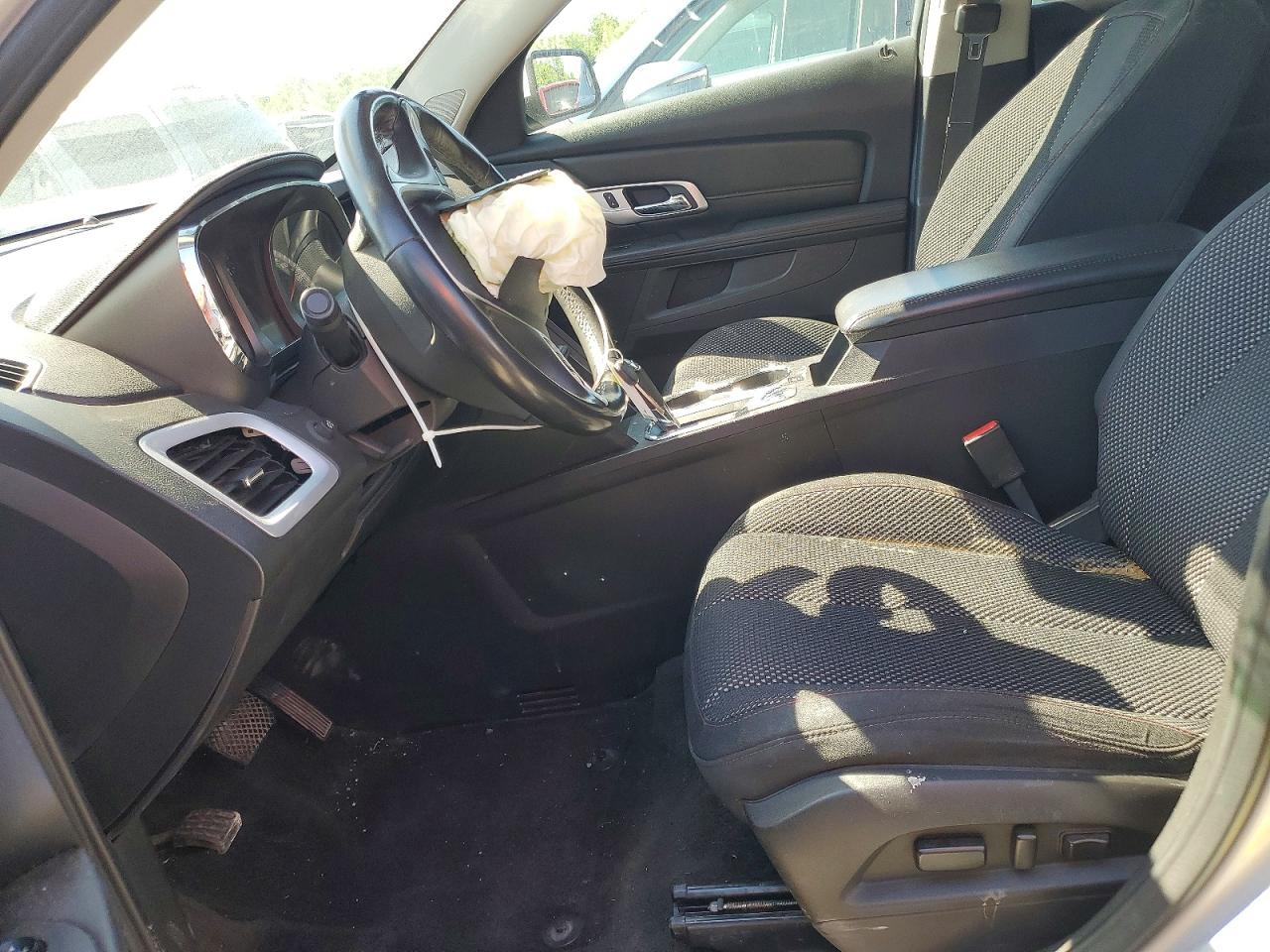 2017 GMC TERRAIN SLE photo 13