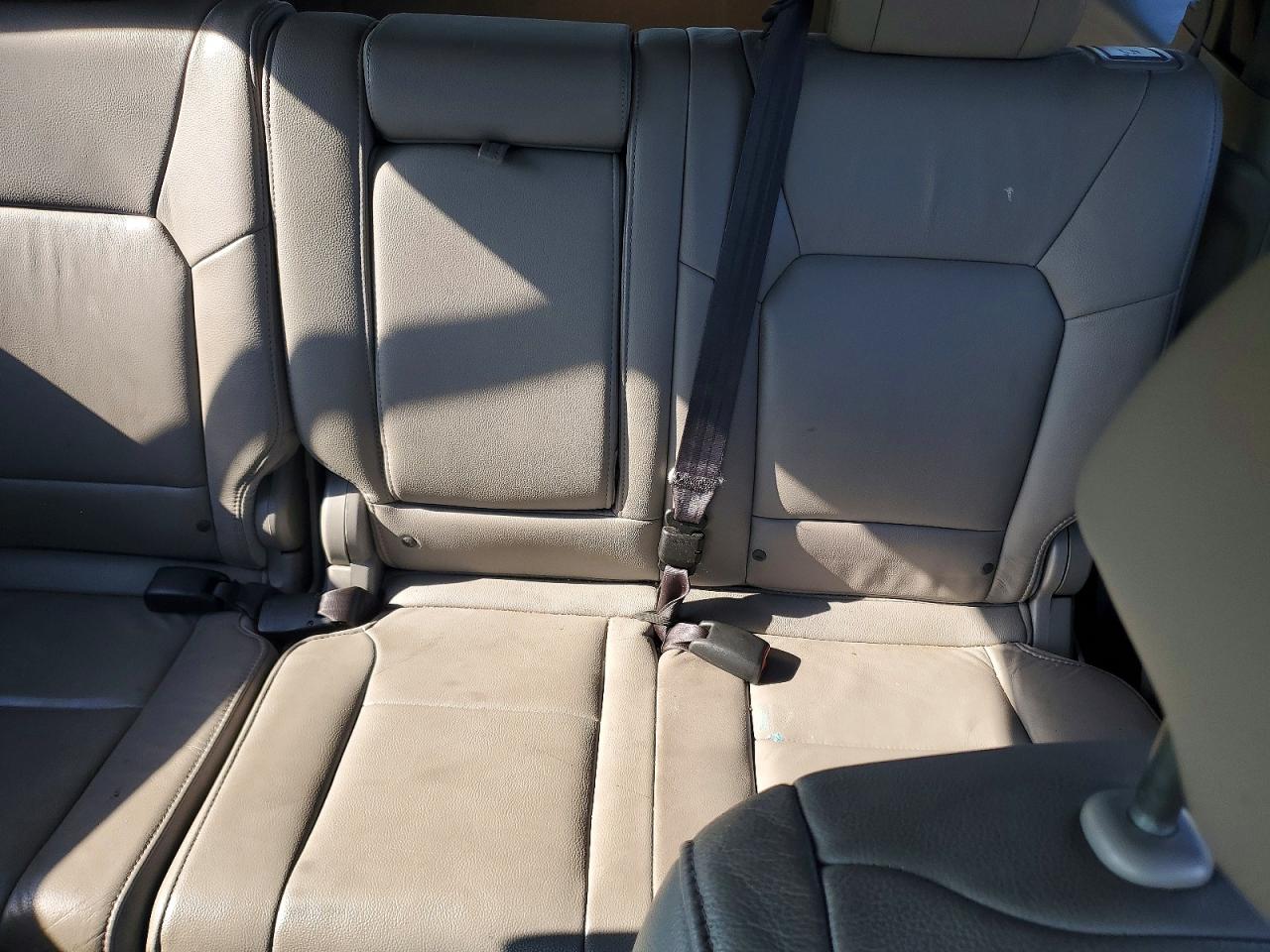 2015 HONDA PILOT EXLN photo 28