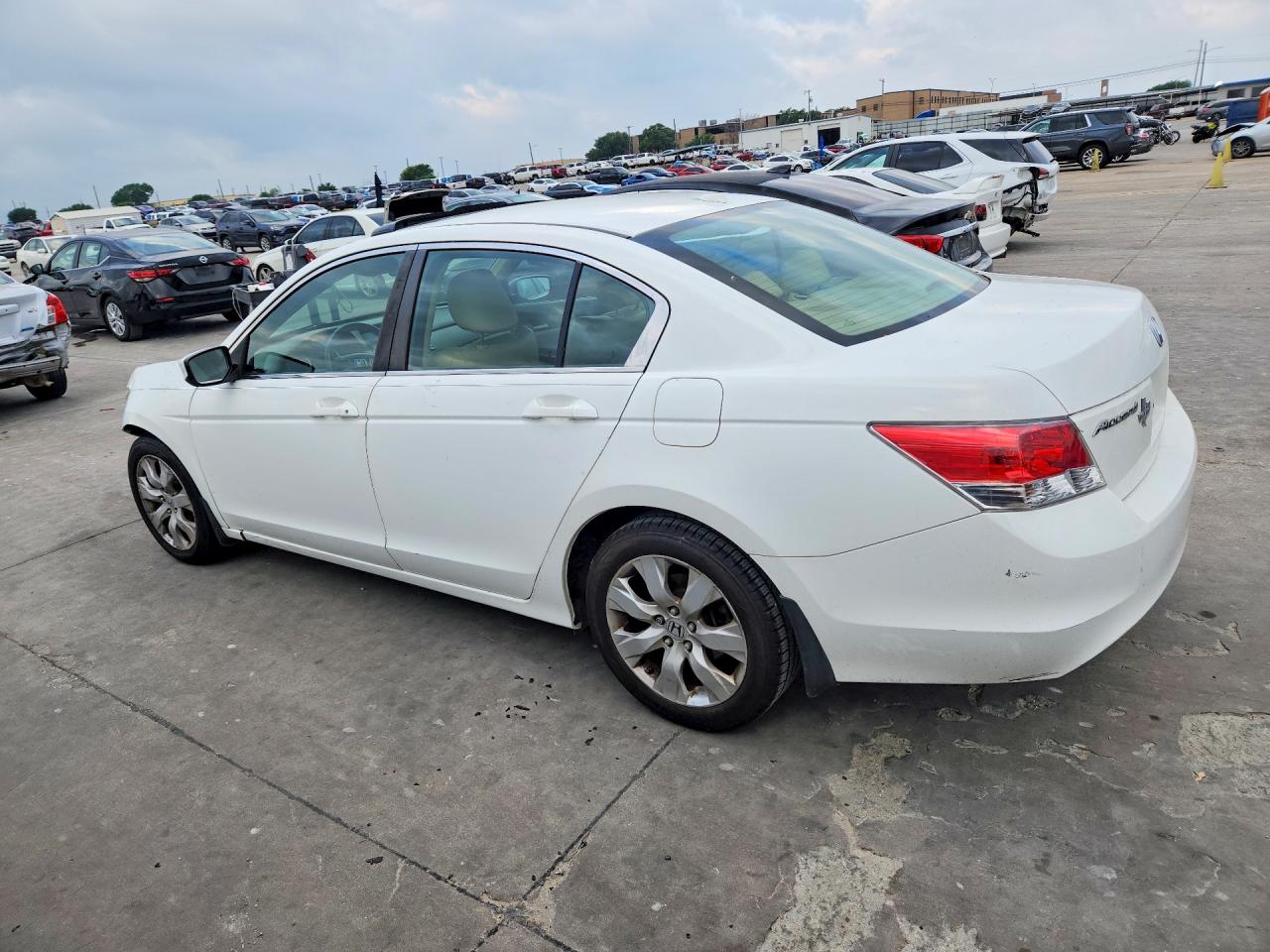 2010 HONDA ACCORD EXL photo 4
