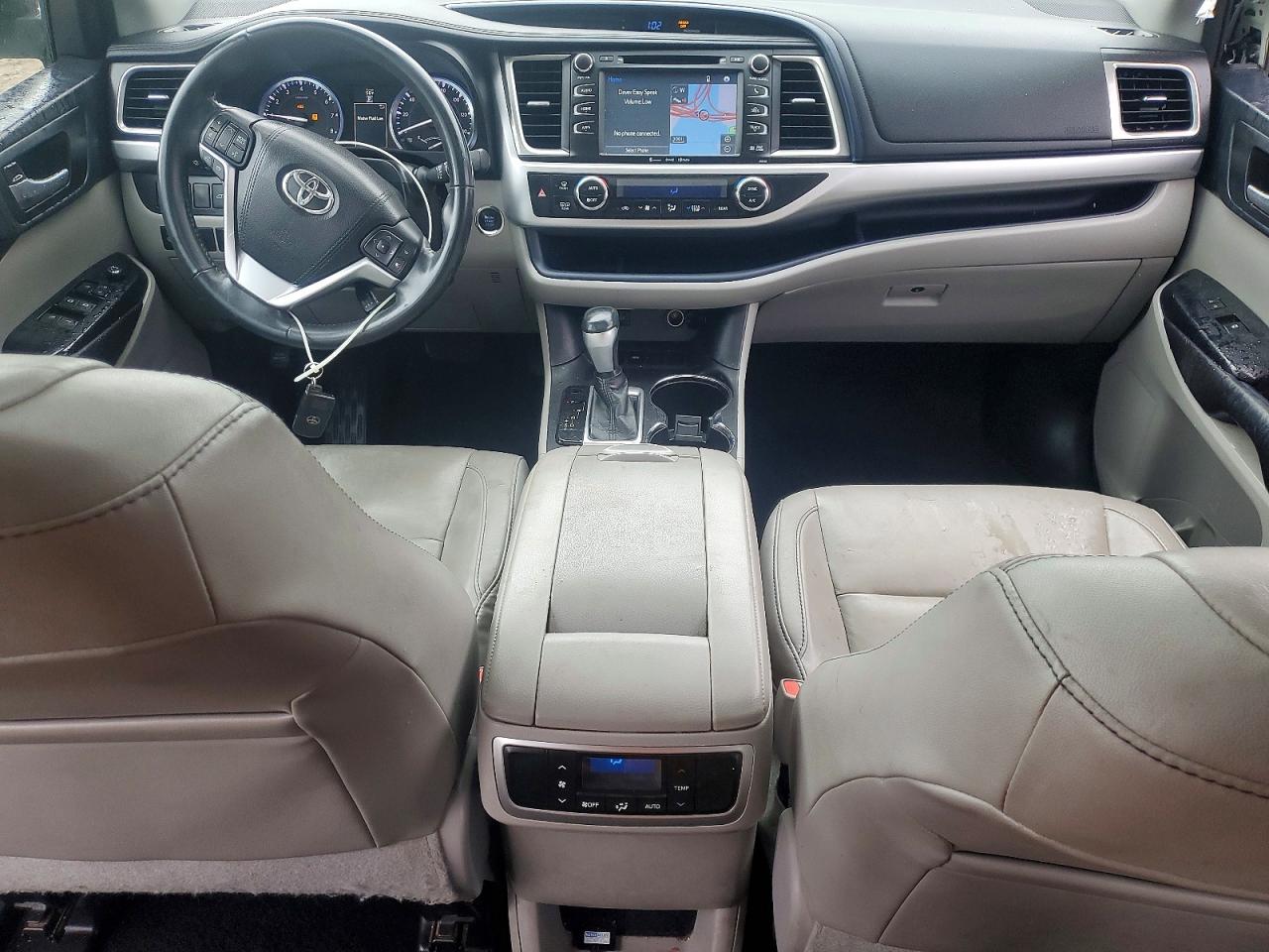 2016 TOYOTA HIGHLANDER XLE photo 15
