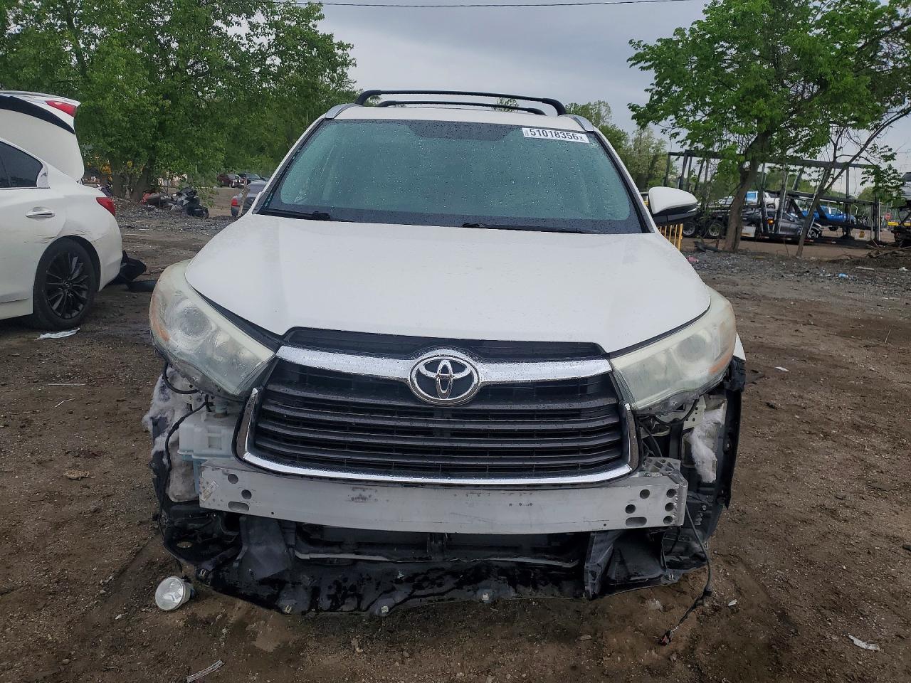 2016 TOYOTA HIGHLANDER XLE photo 9