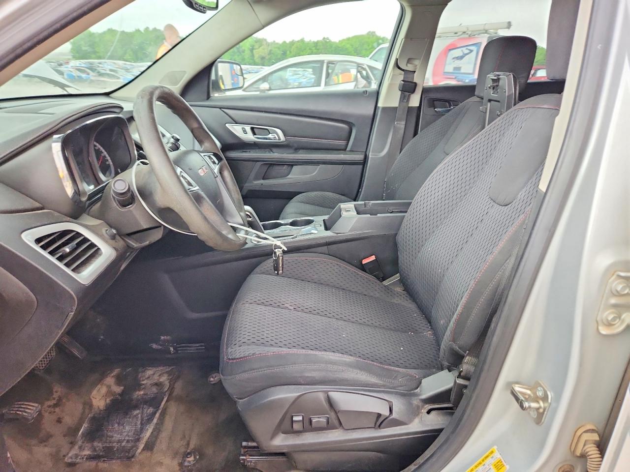 2012 GMC TERRAIN SLE photo 13