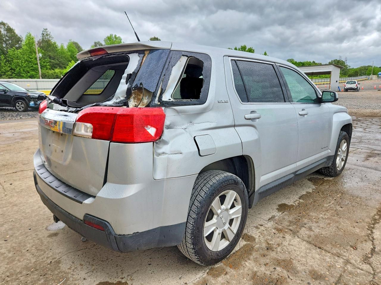 2012 GMC TERRAIN SLE photo 5