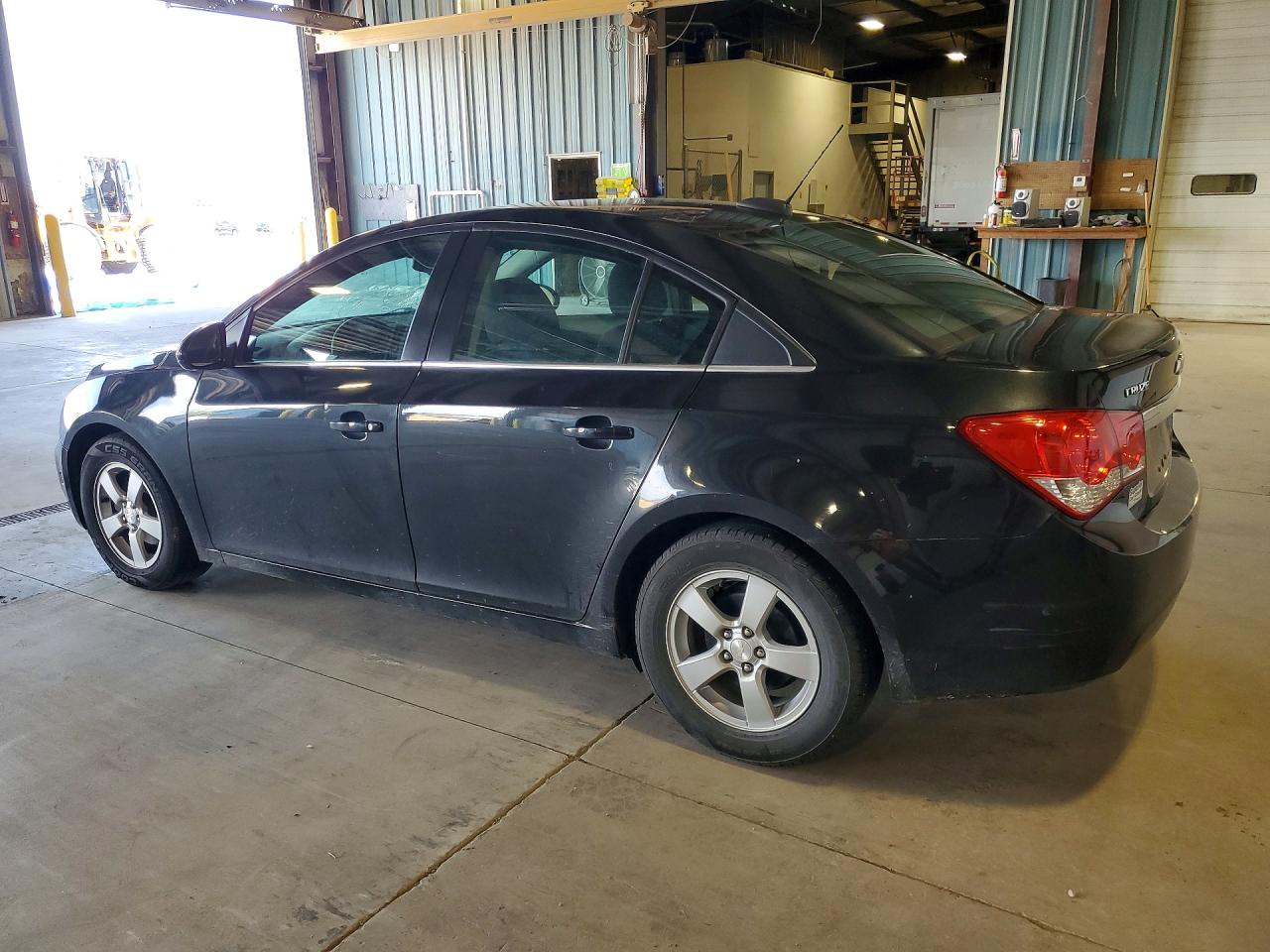 2015 CHEVROLET CRUZE LT photo 4