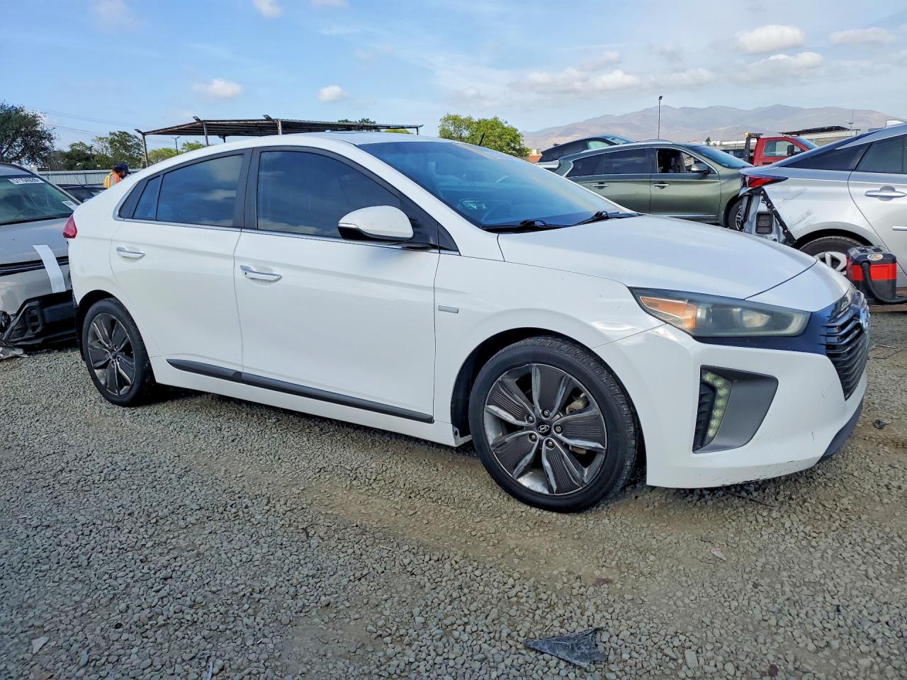 2018 HYUNDAI IONIQ LIMITED photo 4