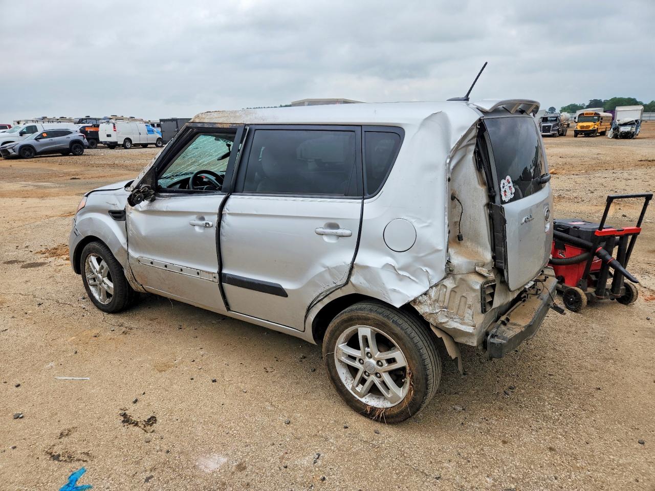 2011 KIA SOUL + photo 4