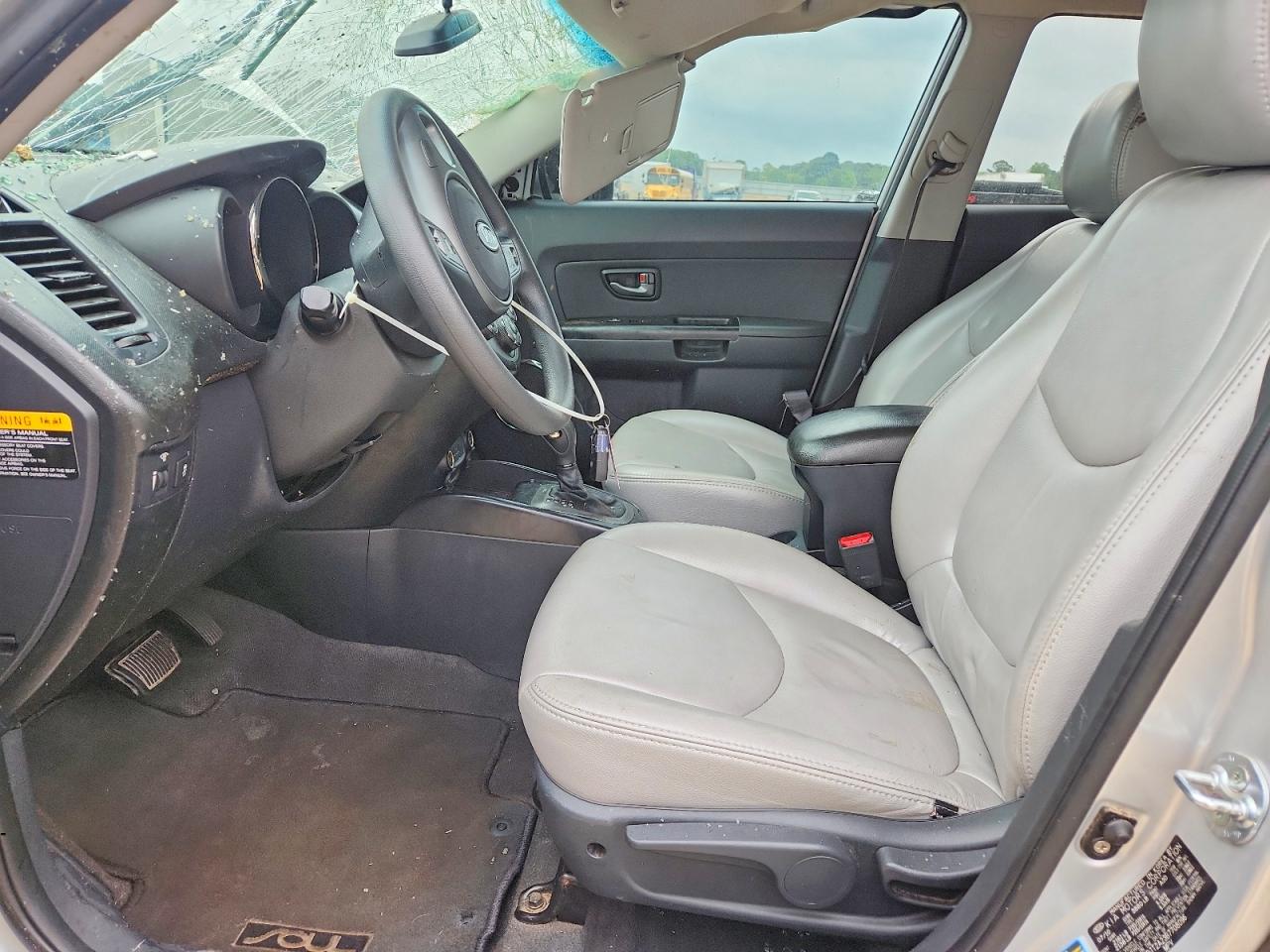 2011 KIA SOUL + photo 19