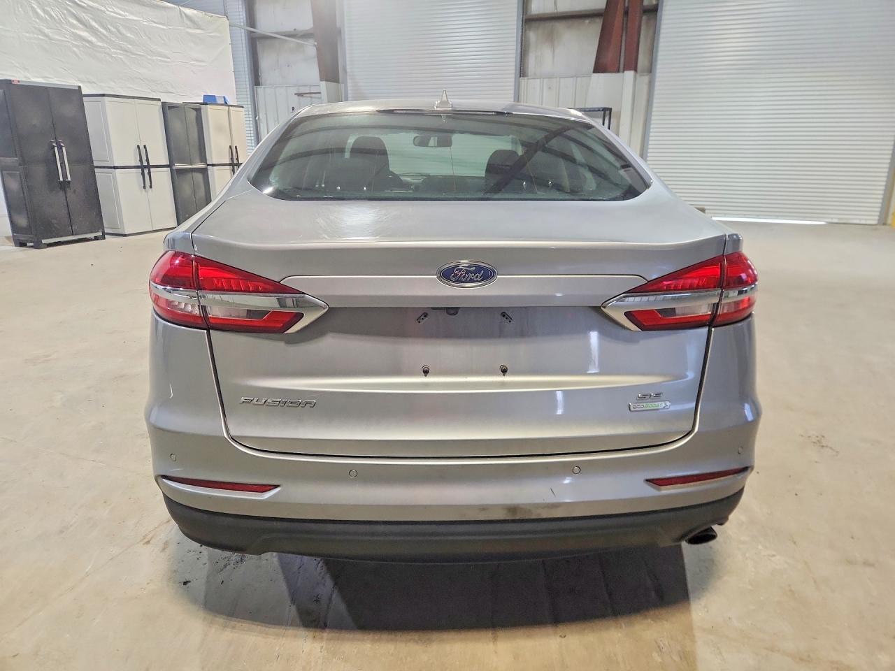 2020 FORD FUSION SE photo 6