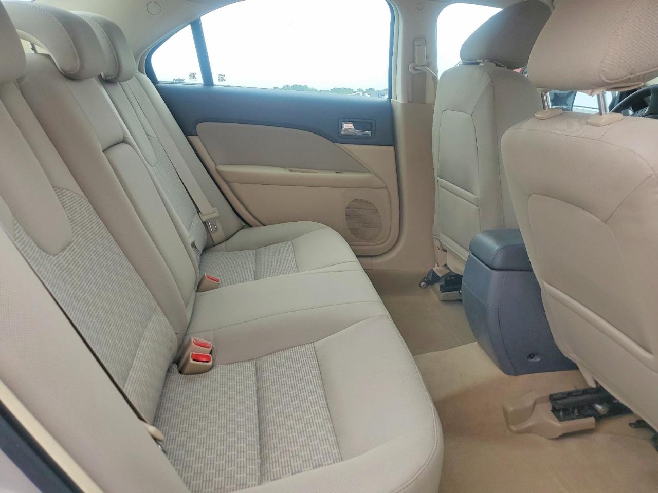 2010 FORD FUSION SE photo 19