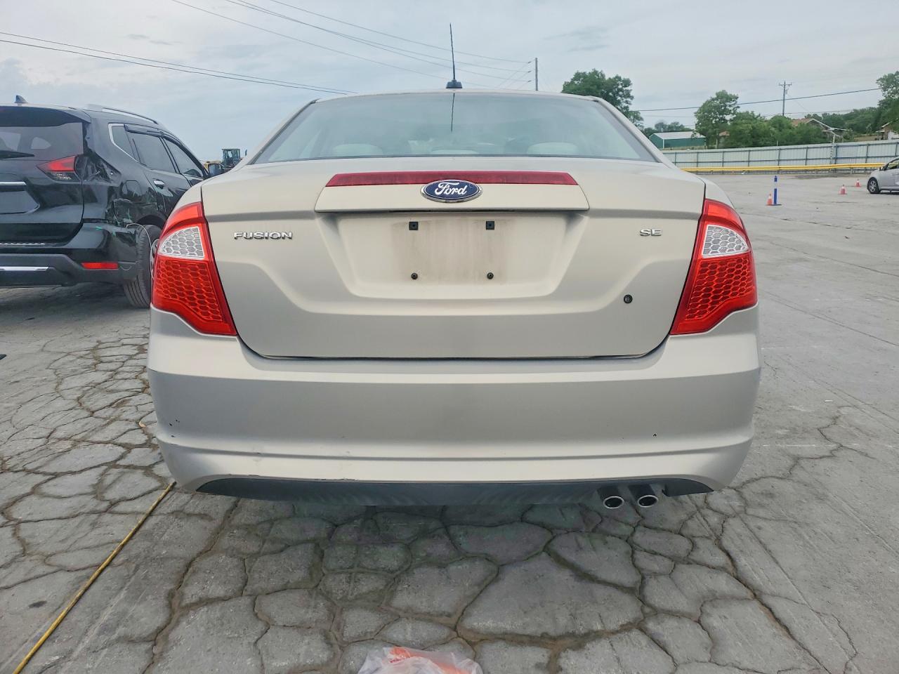 2010 FORD FUSION SE photo 11