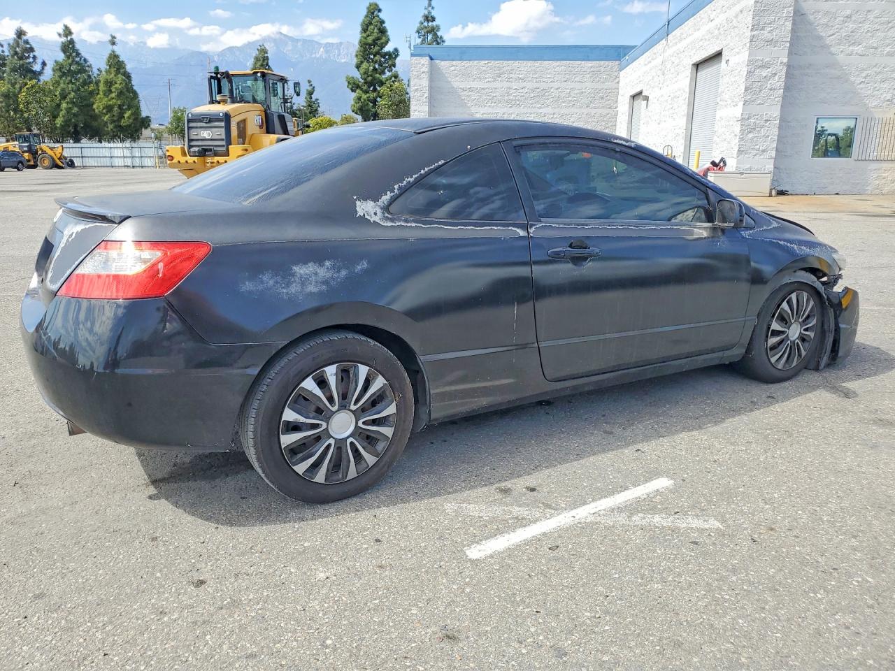 2010 HONDA CIVIC LX photo 5