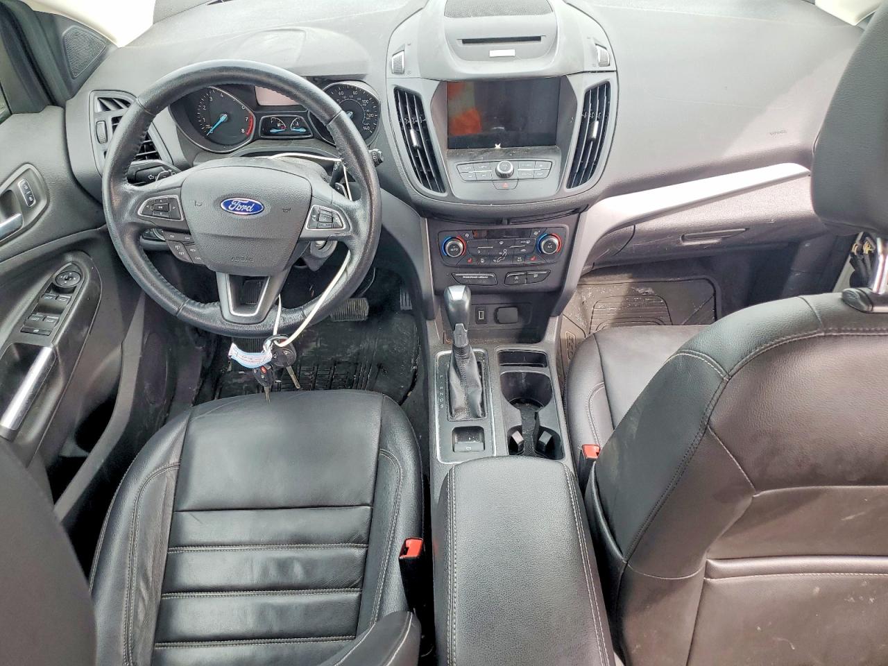 2017 FORD ESCAPE SE photo 8