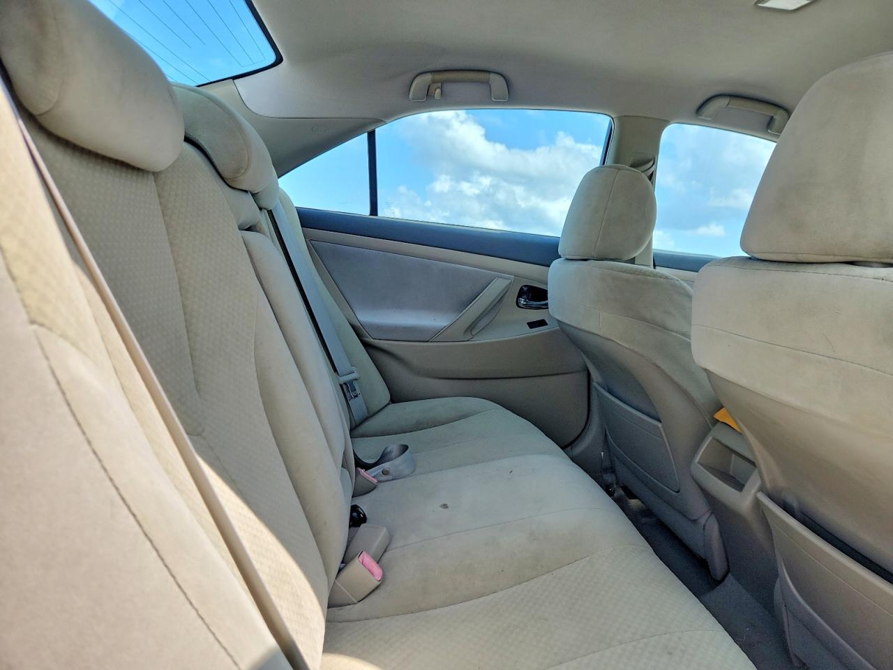 2008 TOYOTA CAMRY photo 10