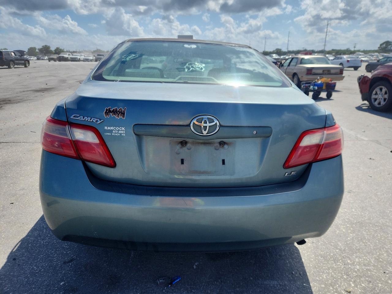 2008 TOYOTA CAMRY photo 6