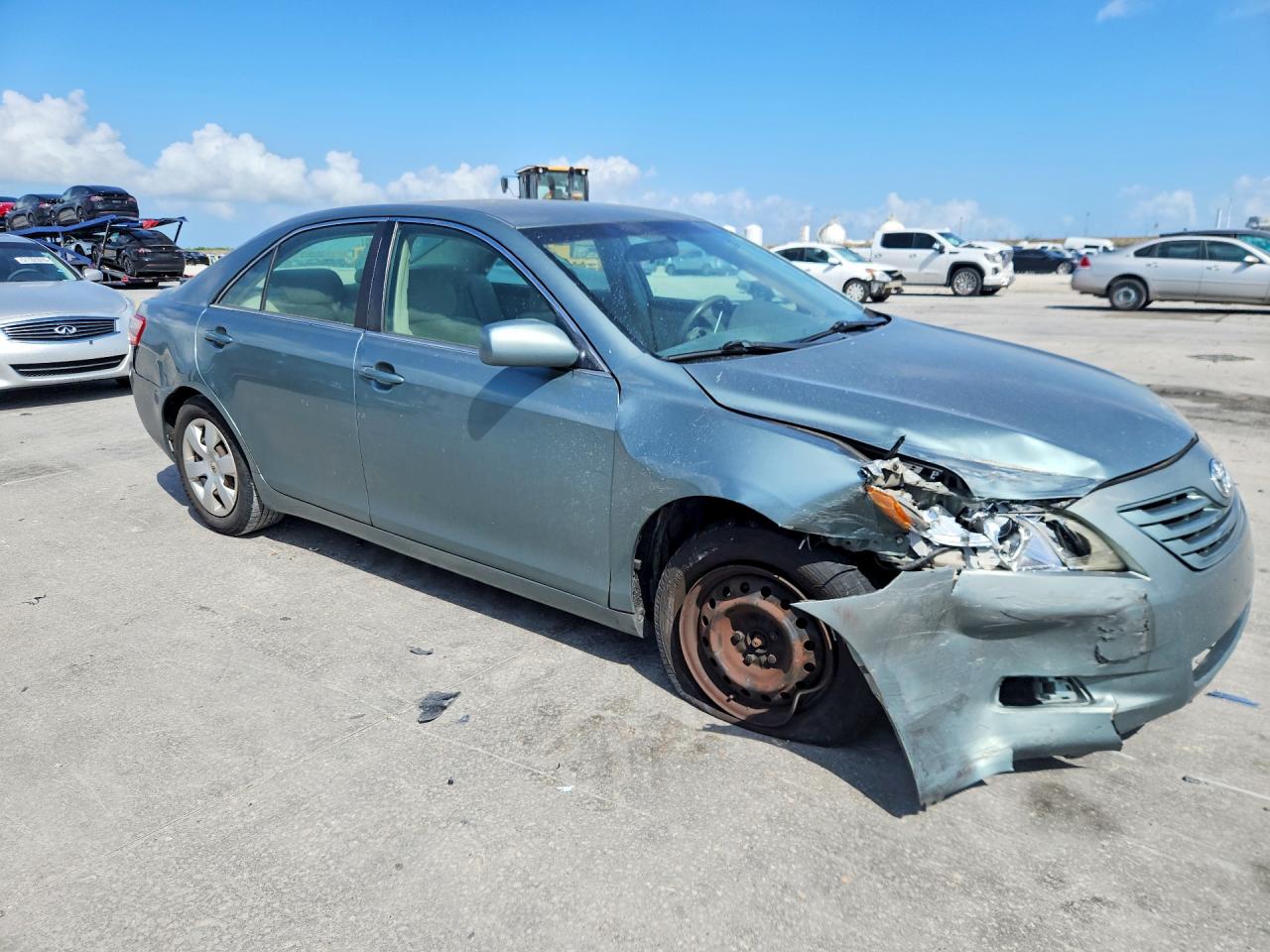 2008 TOYOTA CAMRY photo 4