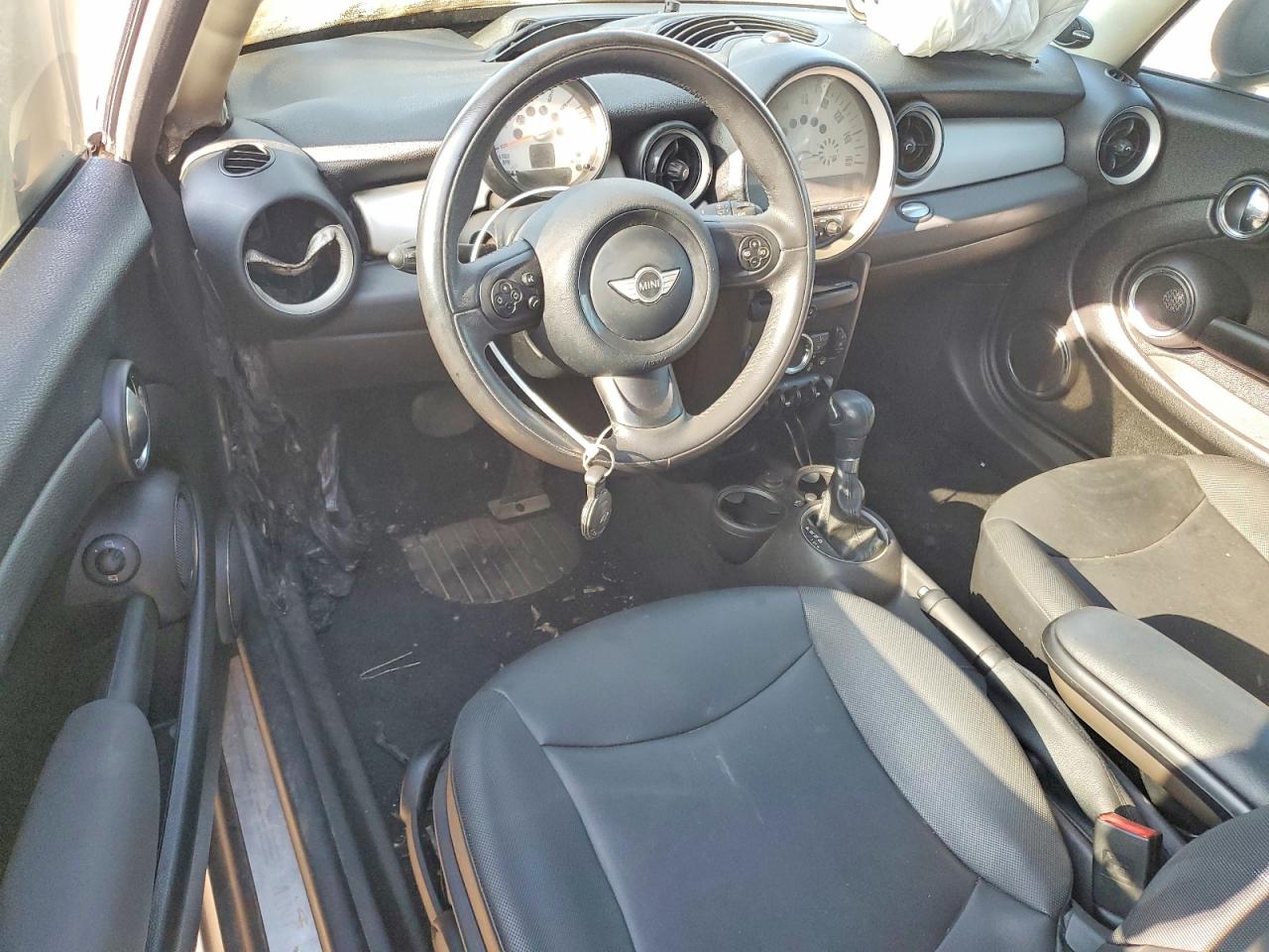 2011 MINI COOPER CLUBMAN photo 22