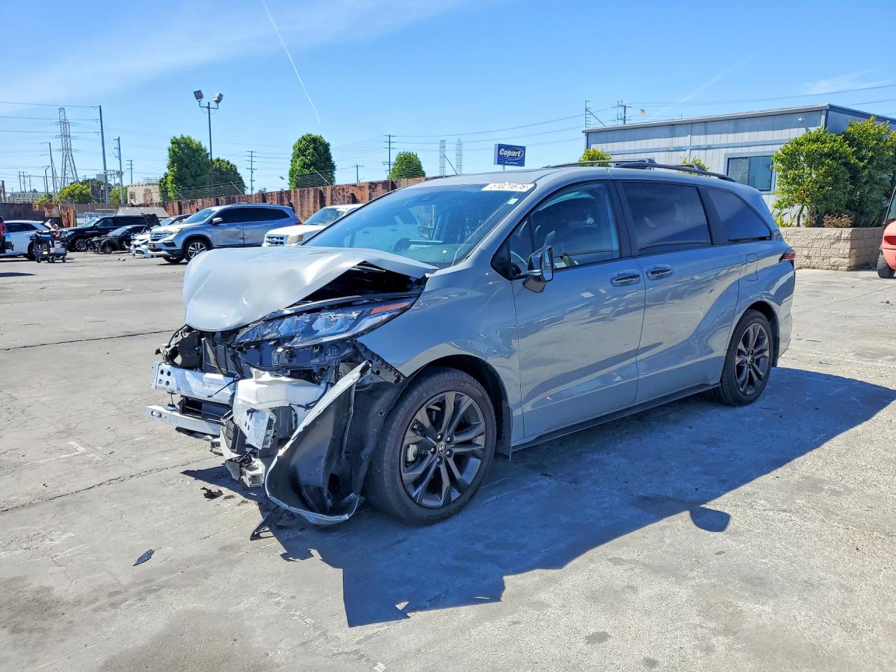 2025 TOYOTA SIENNA