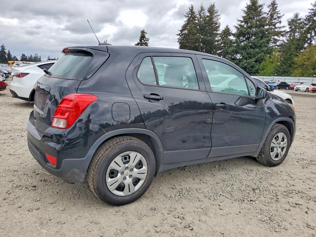 2019 CHEVROLET TRAX LS photo 7