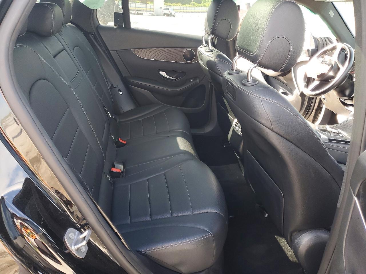 2018 MERCEDES-BENZ GLC 300 photo 21