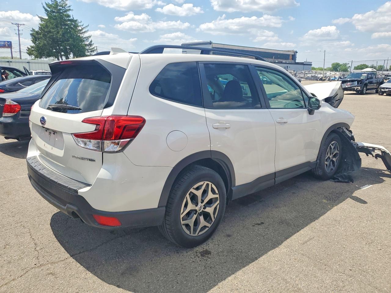 2020 SUBARU FORESTER PREMIUM photo 7