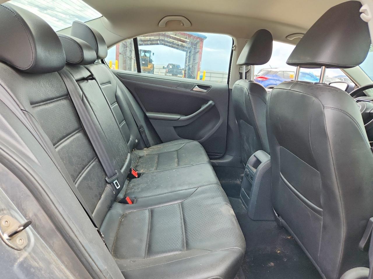 2014 VOLKSWAGEN JETTA SE photo 19