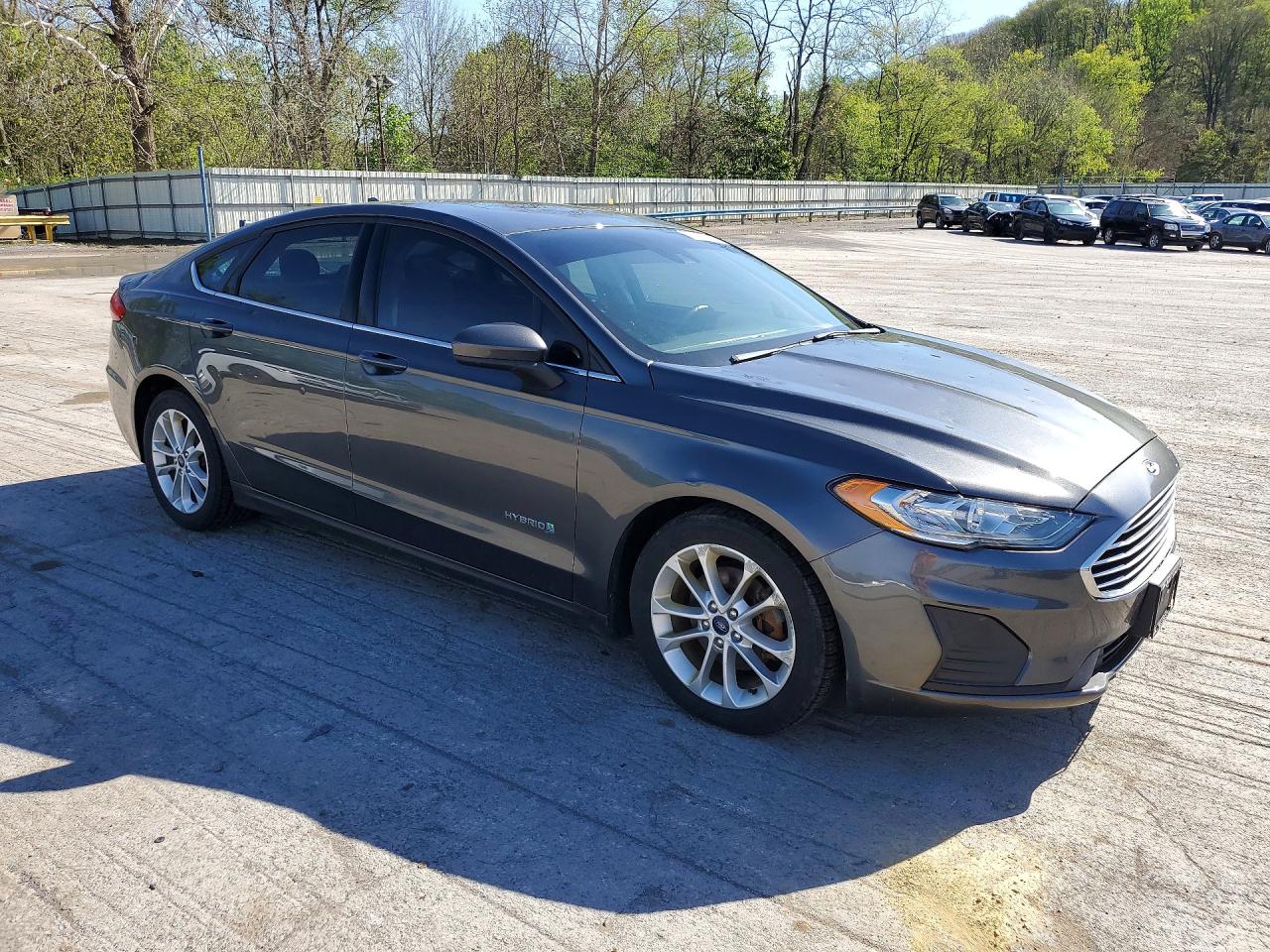 2019 FORD FUSION SE photo 10