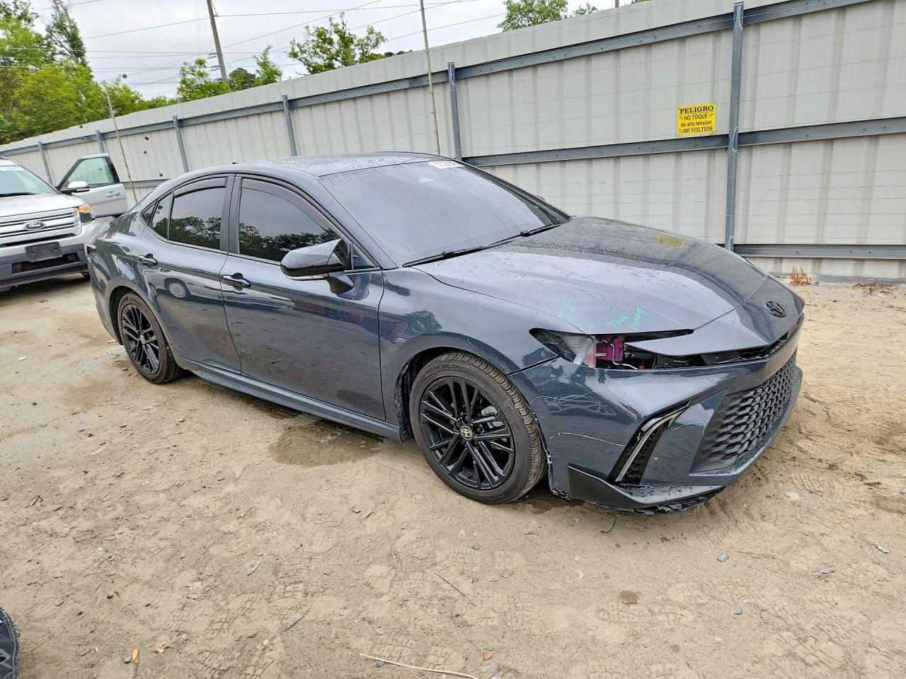 2025 TOYOTA CAMRY SE photo 10