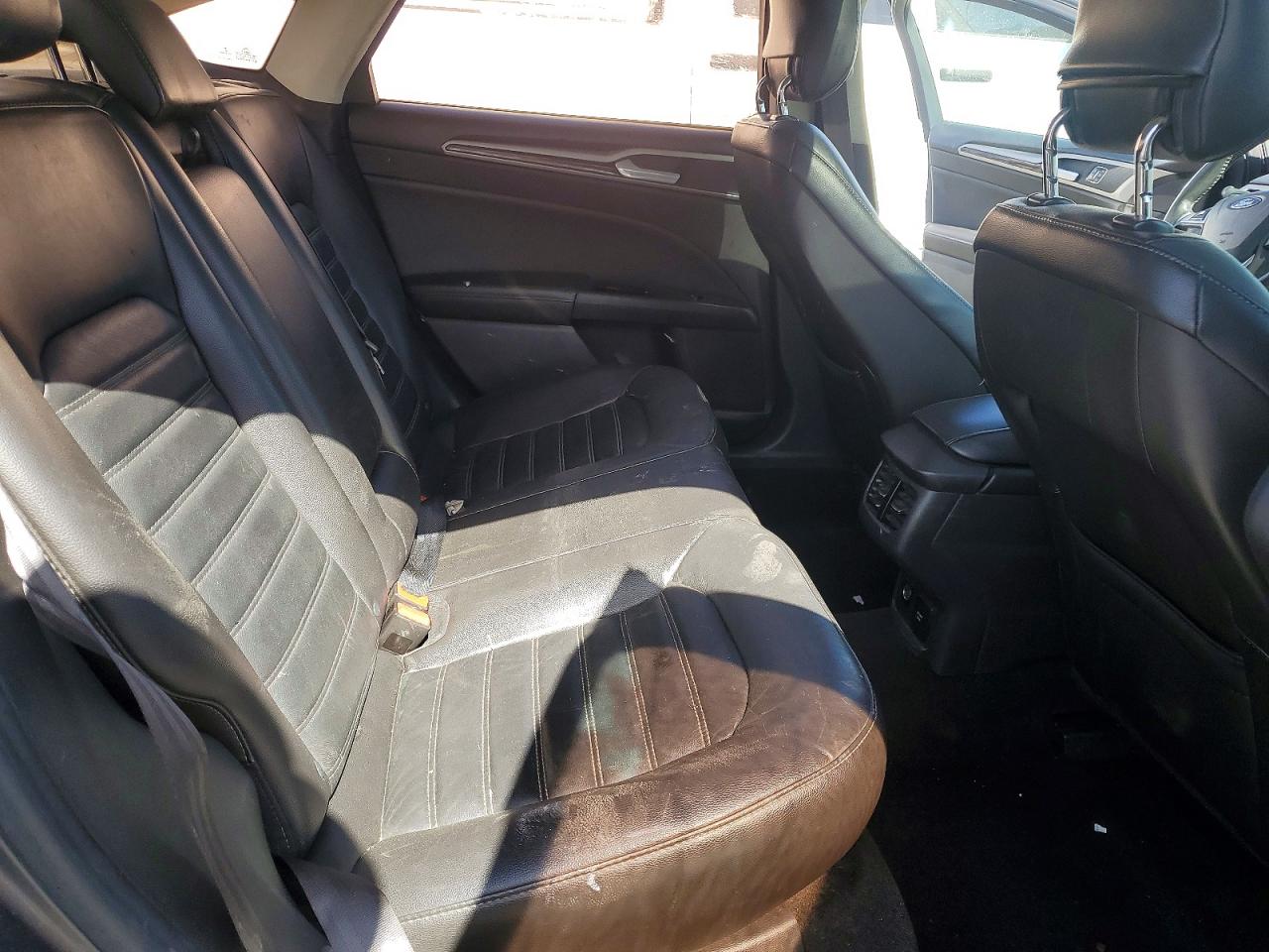 2013 FORD FUSION SE PHEV photo 19